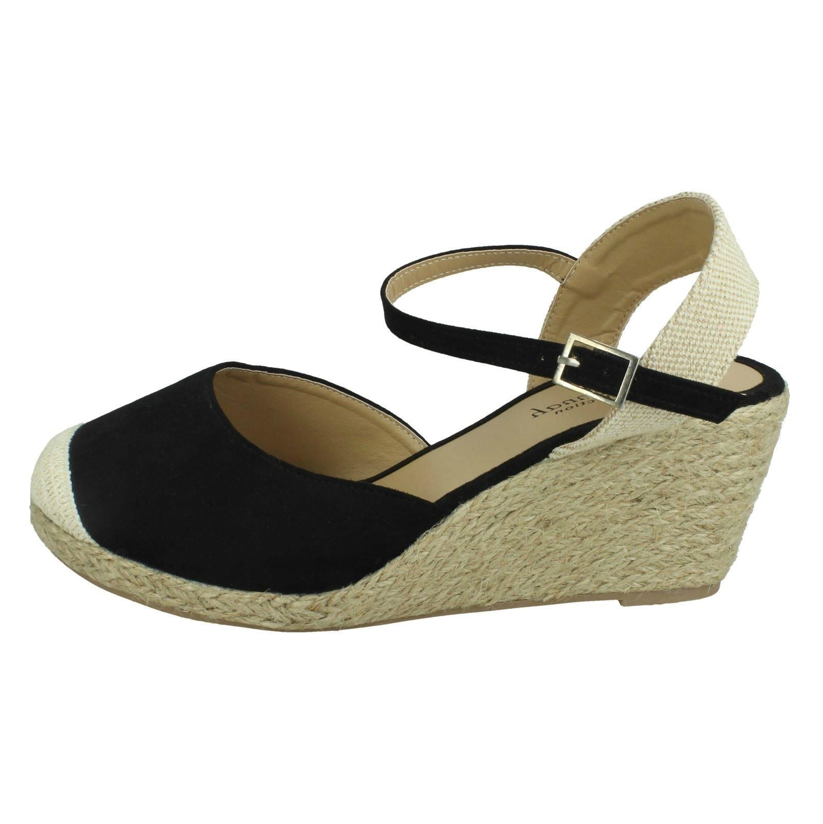 Ladies Savannah Wide Fitting Closed Toe Wedges - Picture 3 of 28