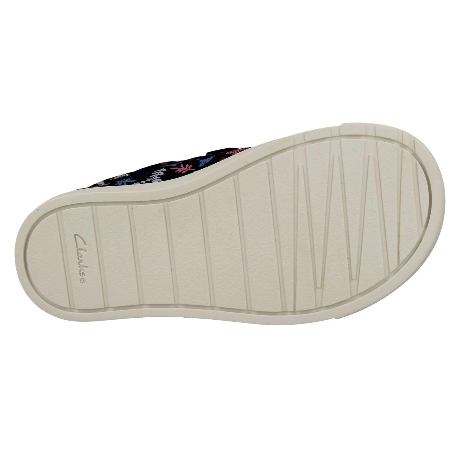 Leichte Canvas-Schuhe mit Clarks-Muster und Details für Kinder *City Bright* - Bild 62 von 64