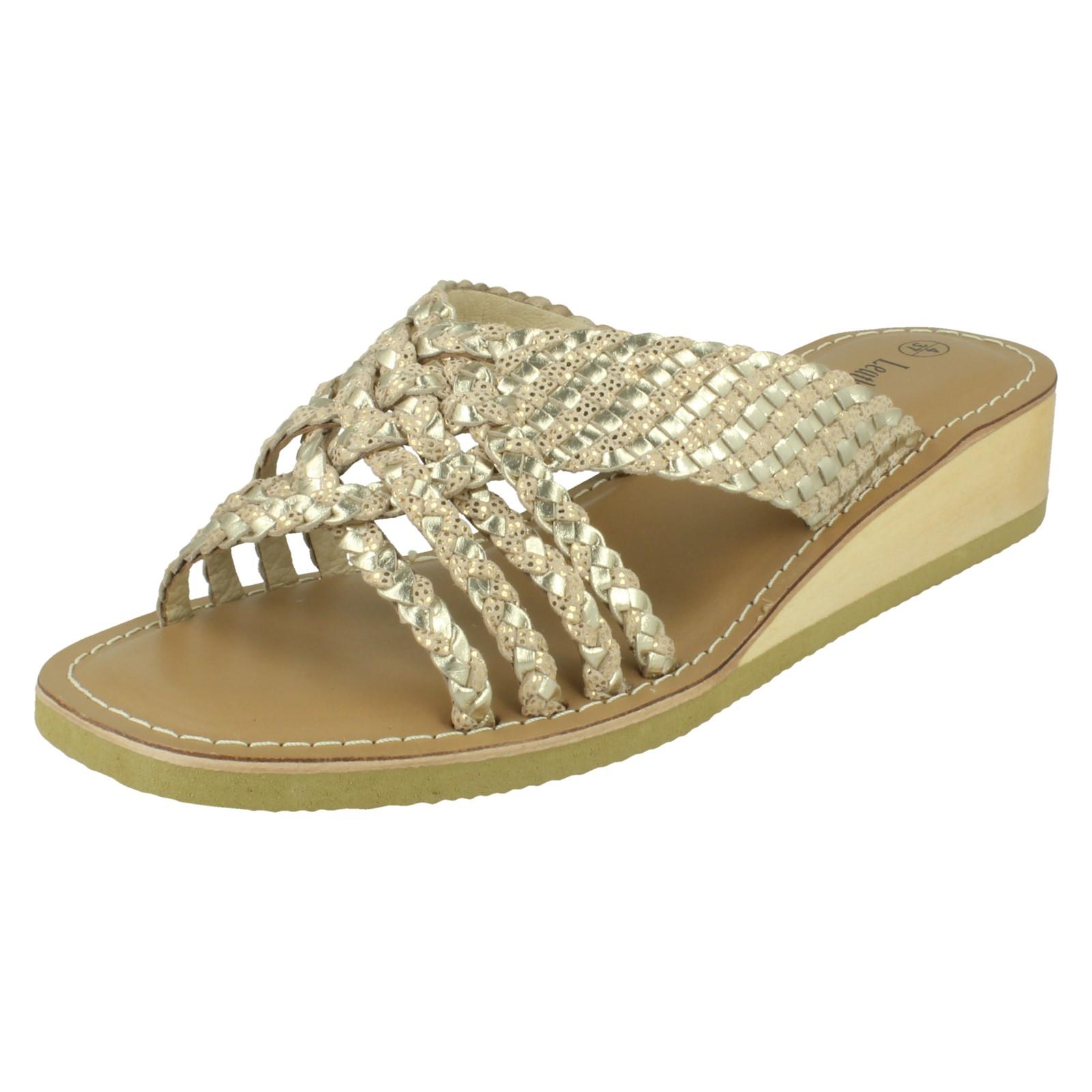 Ladies Leather Collection Low Wedge Platform Sandals F00424 - Picture 2 of 19