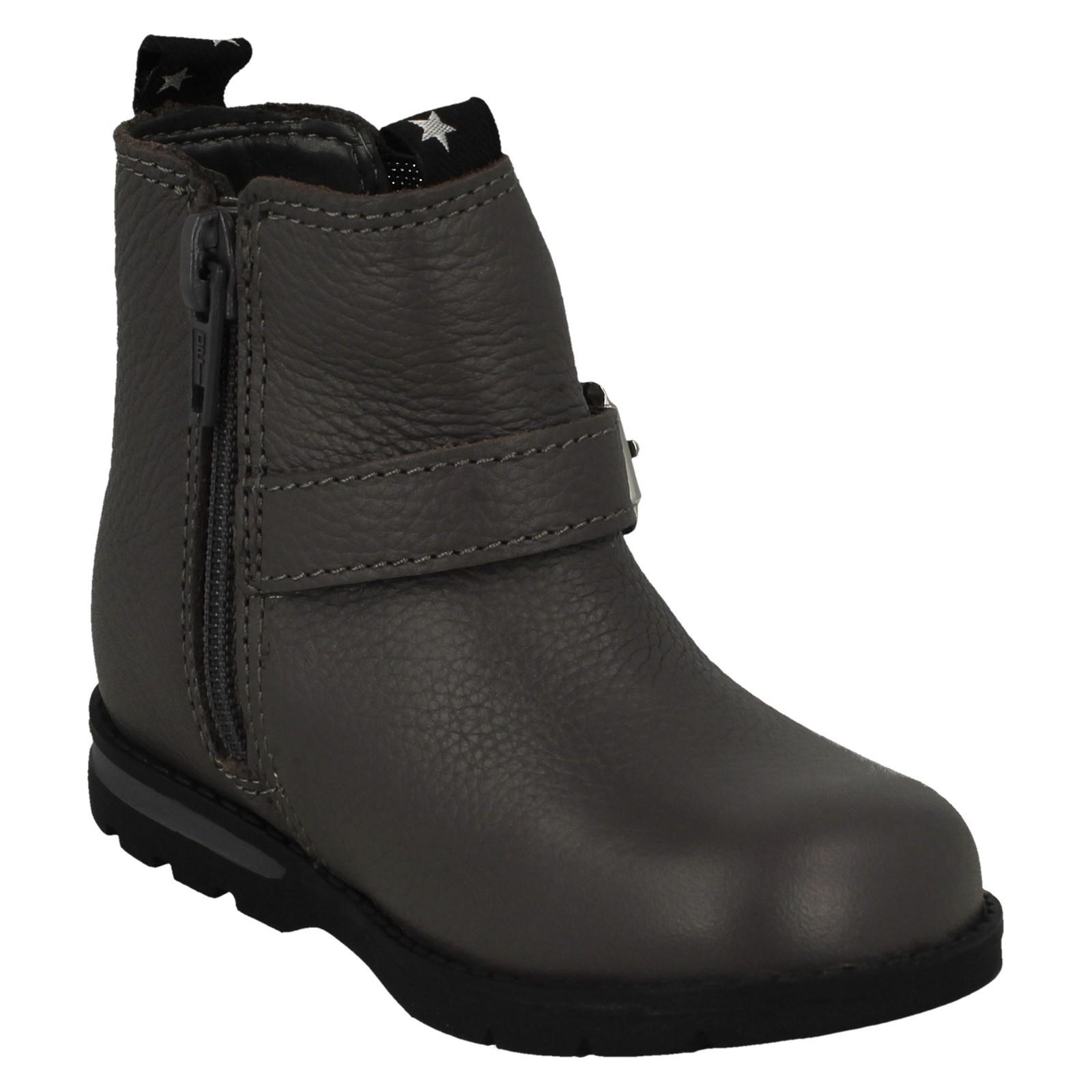 Girls Clarks Stylish Buckle Detailed Heeled Ankle Boots Dabi River T - Picture 17 of 19