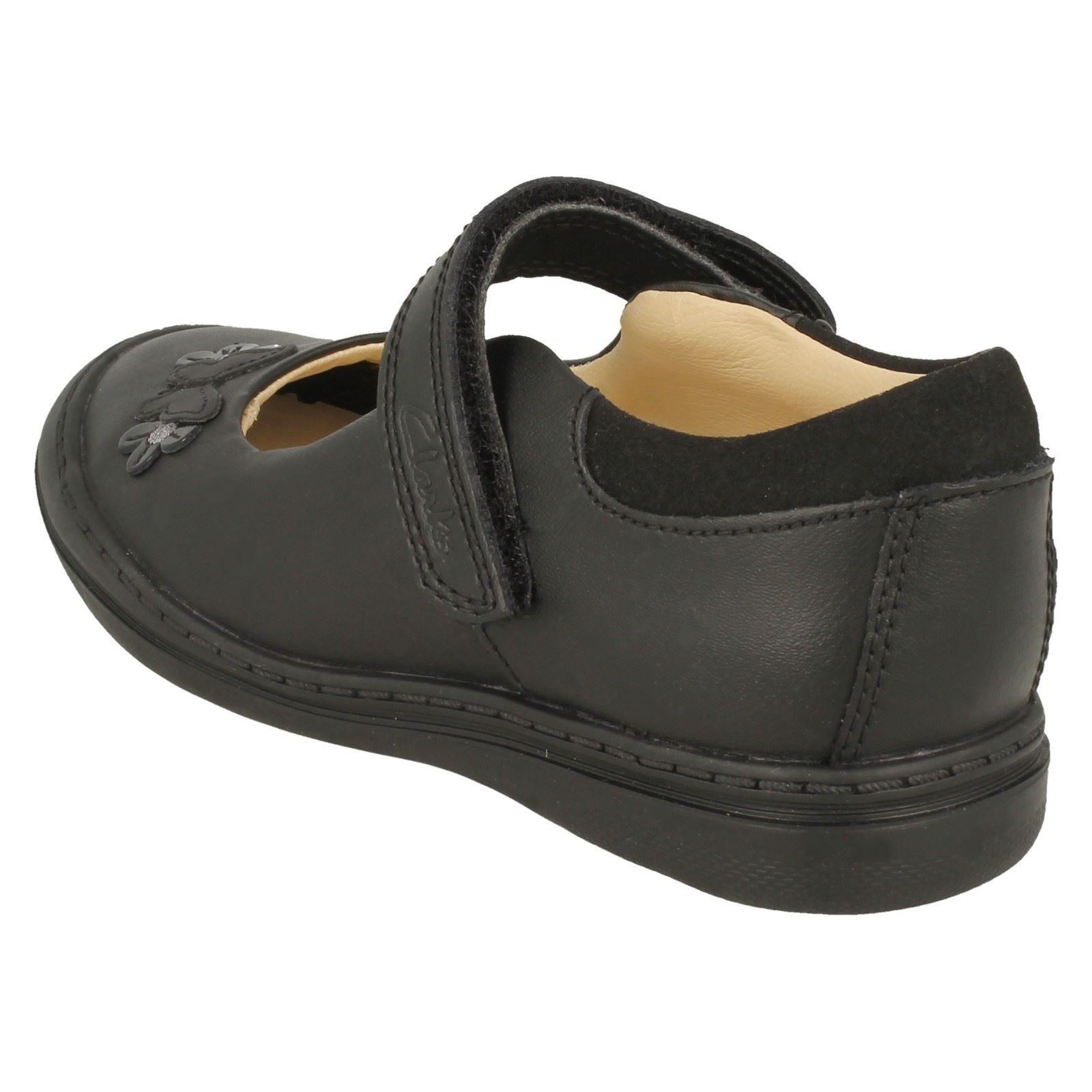 Niñas Clarks Smart Butterfly Detallado Zapatos Escolares Scooter Margarita - Imagen 4 de 20