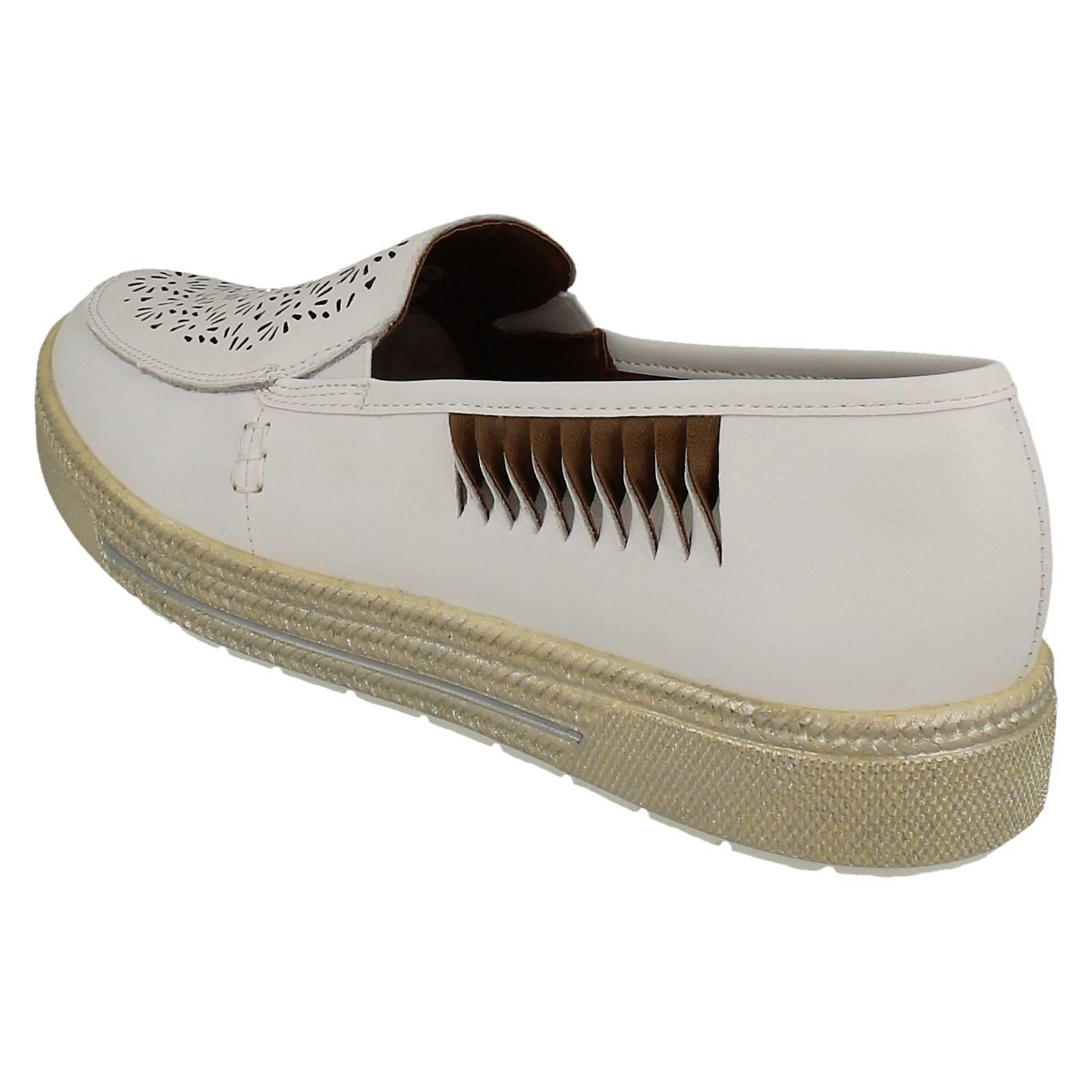 Ladies Remonte Cutout Shoe - D1F06 - Picture 5 of 11