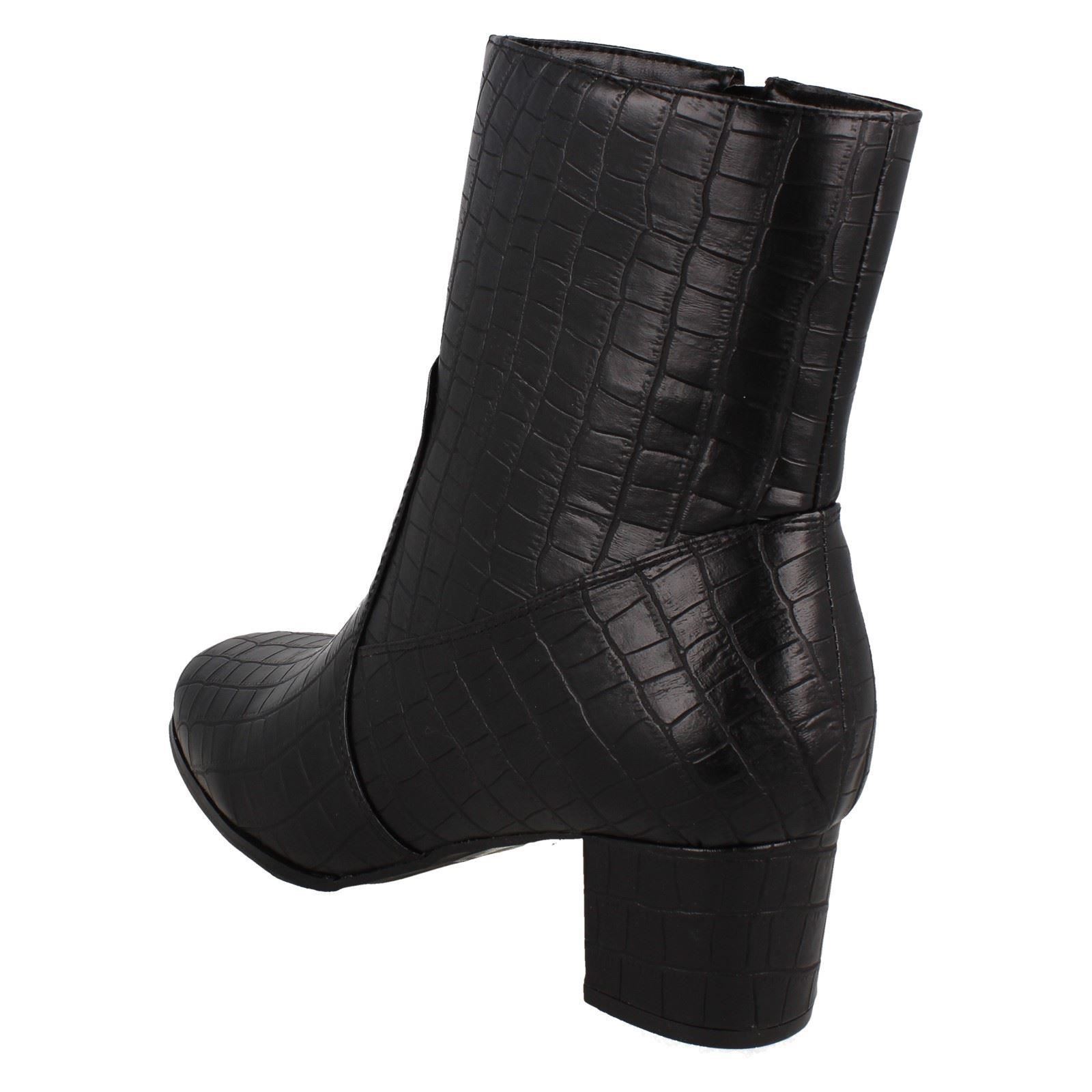 Ladies Spot On Wide Fit Ankle Boots F5R1086 - Picture 14 of 19