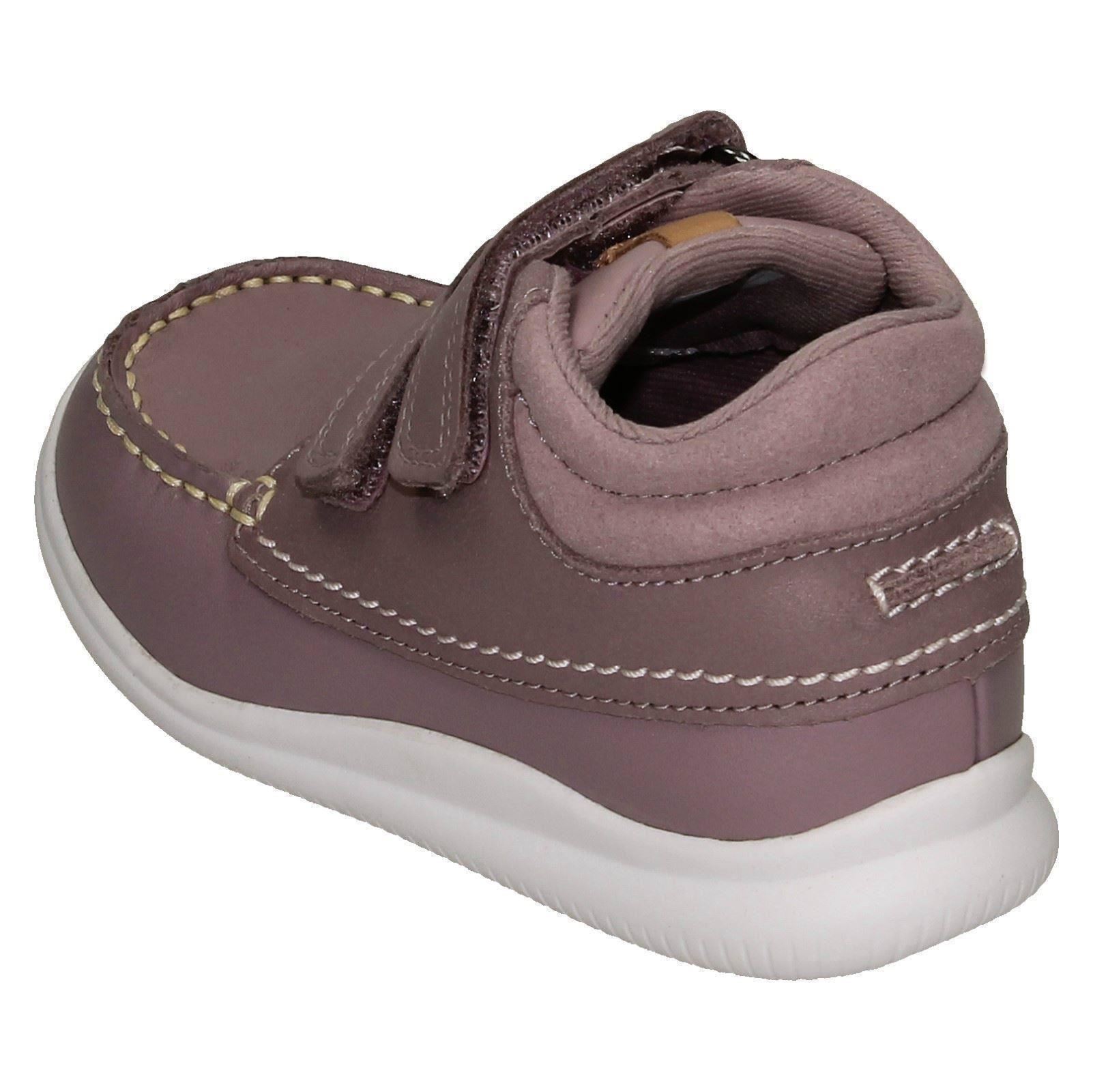 Infantes Niños Clarks Gancho y Lazo Cuero y Textil Botines Cresta Tuktu 19 - Imagen 13 de 19