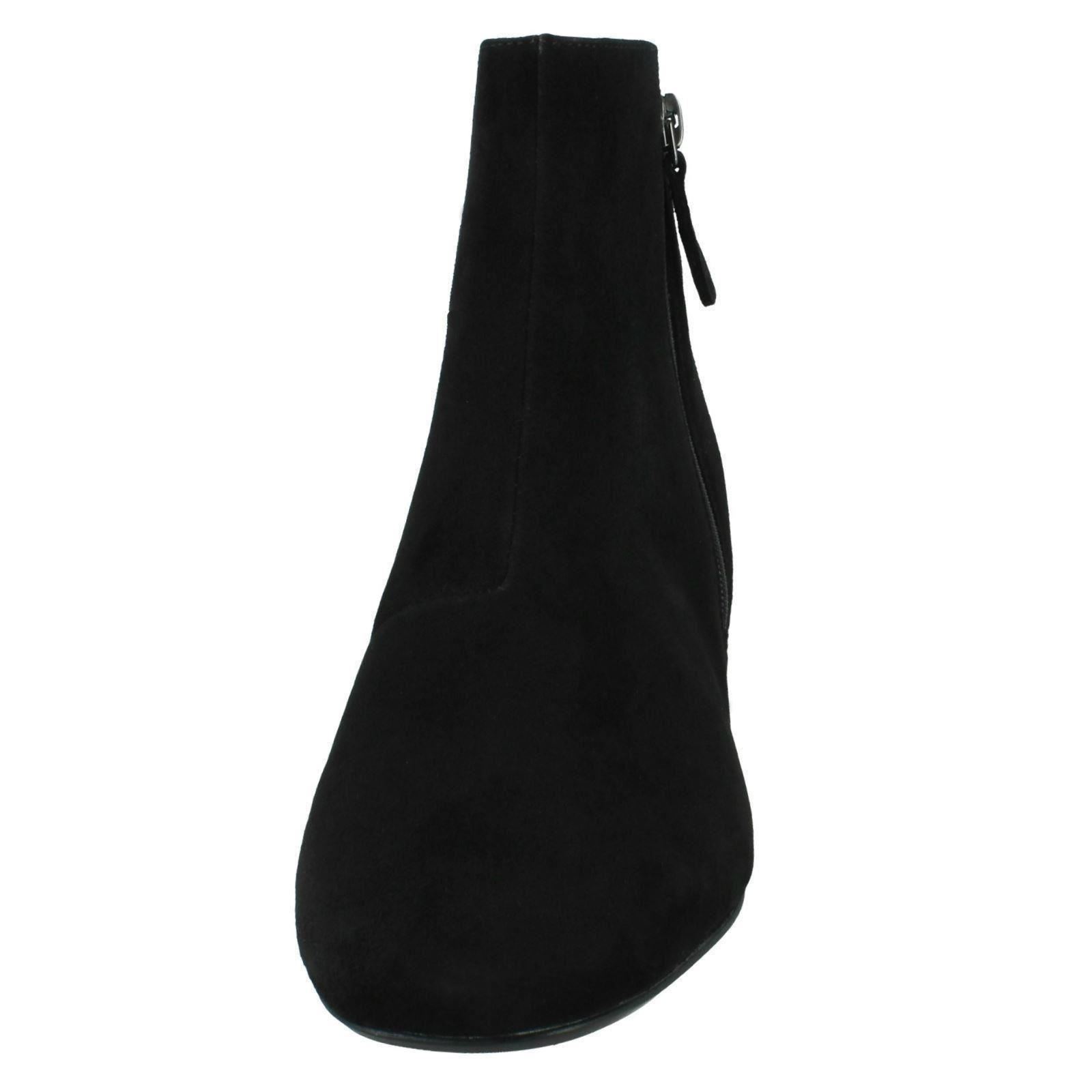 Ladies Clarks Marilyn Beth Casual Ankle Boots eBay