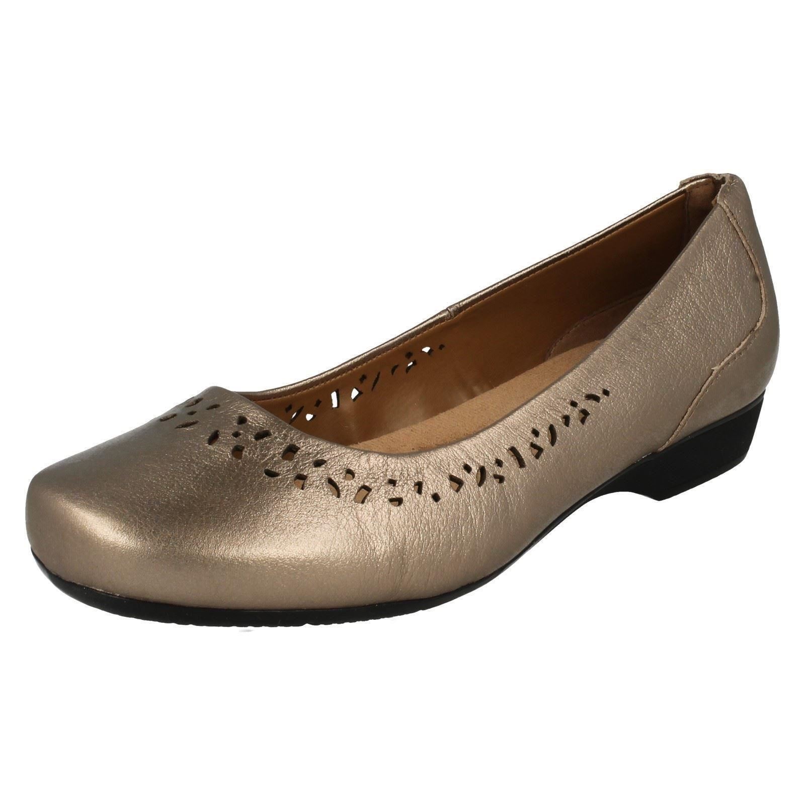 clarks cushion soft ladies shoes