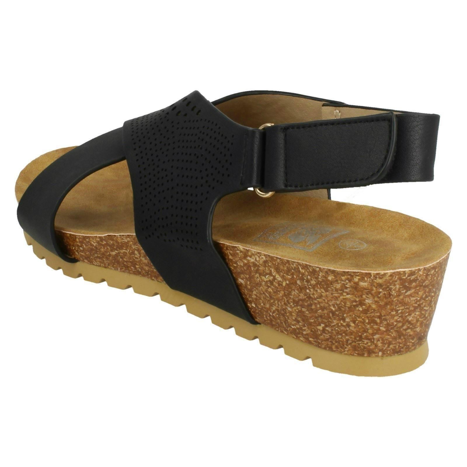 Ladies Down To Earth Mid Wedge X Strap *Sandals* - Picture 14 of 19
