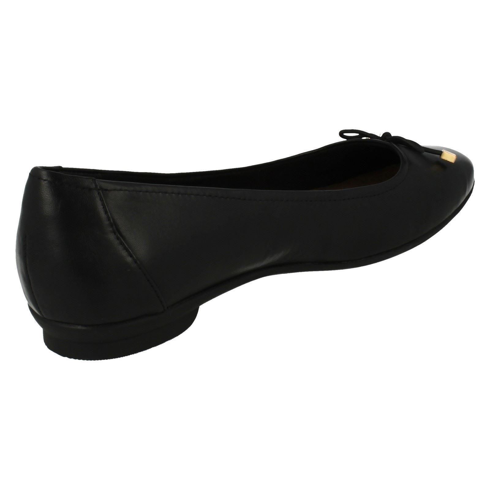 Ladies Clarks Ballerina Style Style Style Pumps 'Candra Light' c42bdc Ladies Clarks Ballerina Style Style Style Pumps 'Candra Light' c42bdc