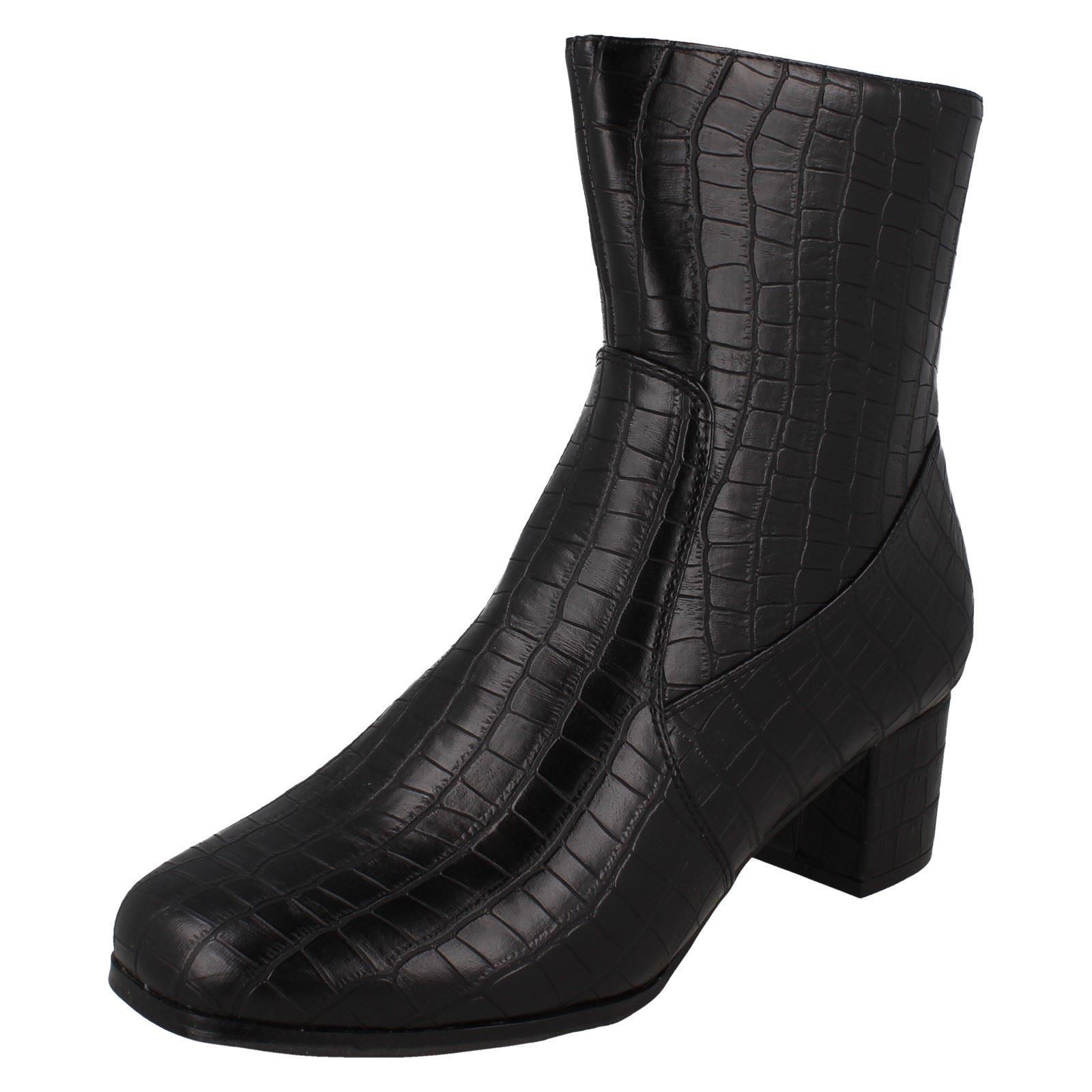 Ladies Spot On Wide Fit Ankle Boots F5R1086 - Picture 11 of 19