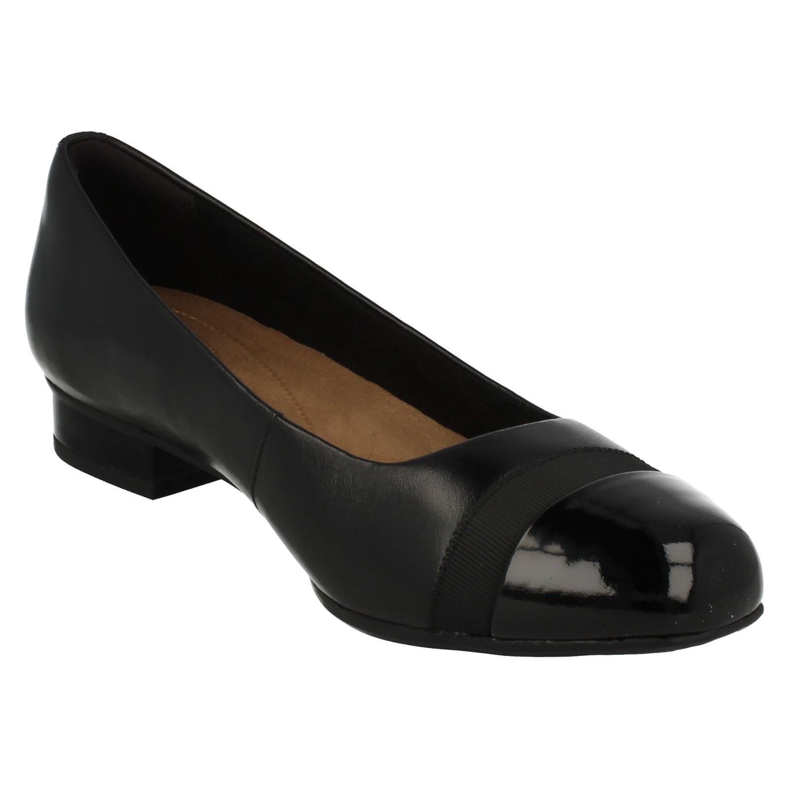 ballerina trainer pumps