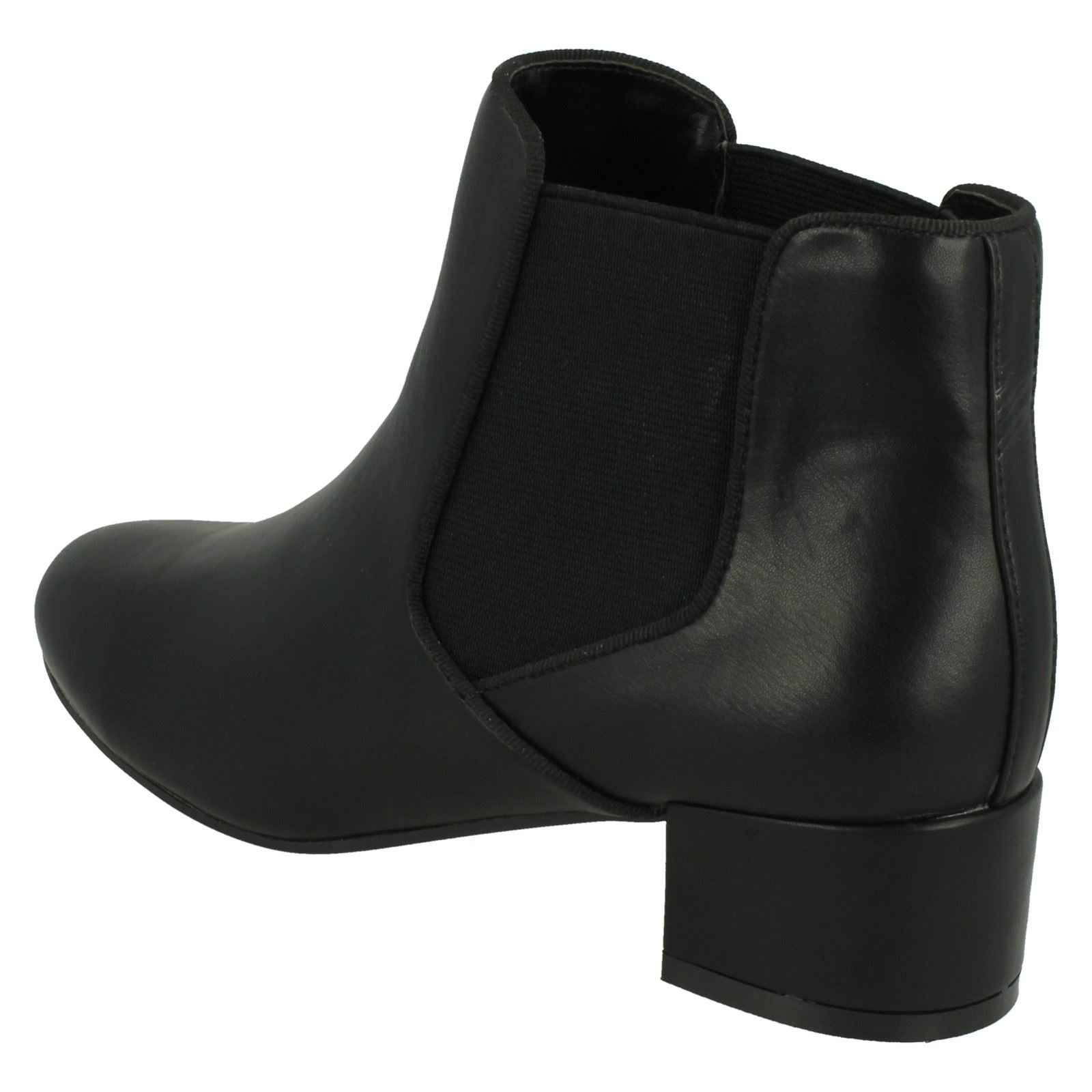Botines Anne Michelle para dama - Imagen 12 de 46