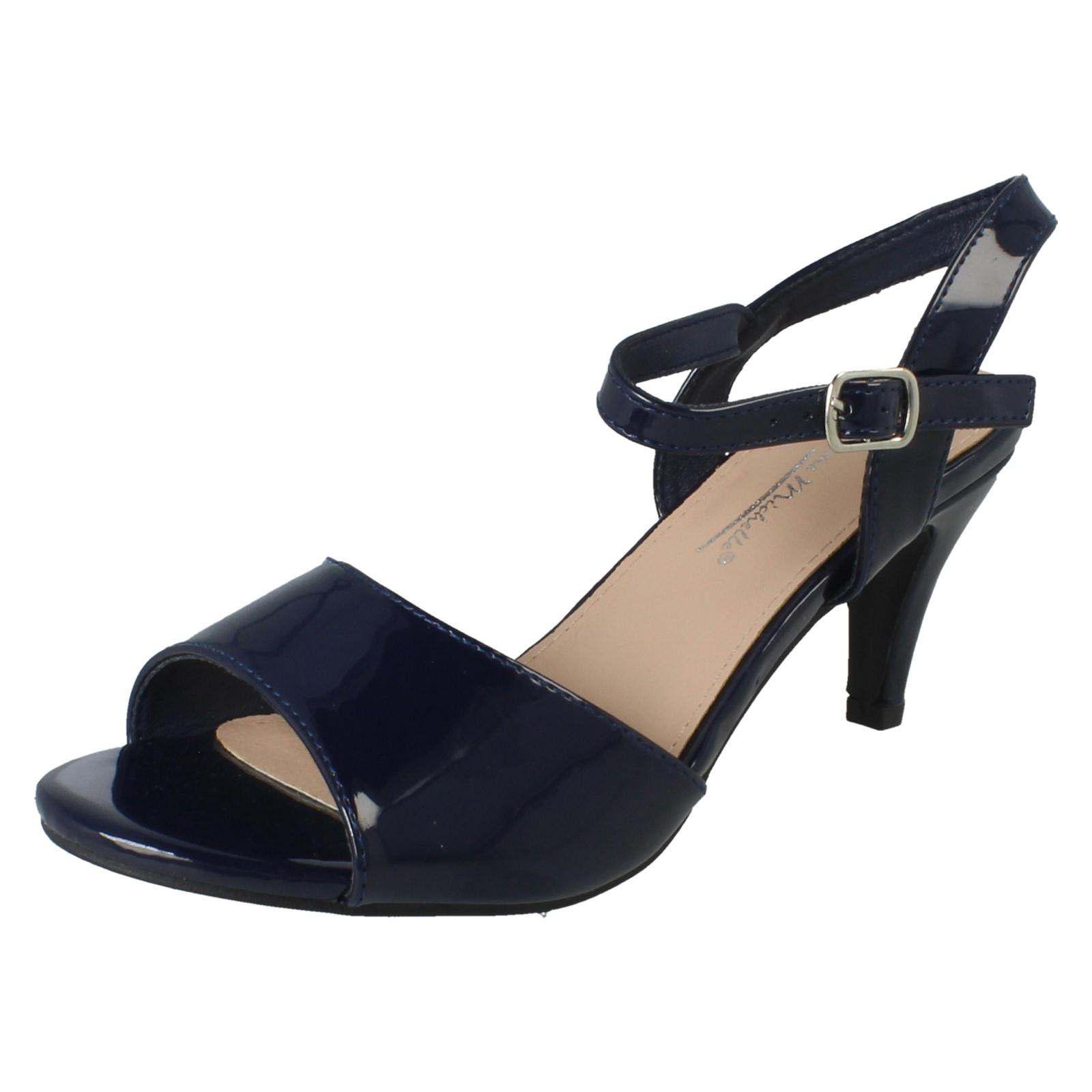Sandalias de tacón formales de ajuste ancho con cierre de hebilla Anne Michelle para dama "F1R2114" - Imagen 38 de 46