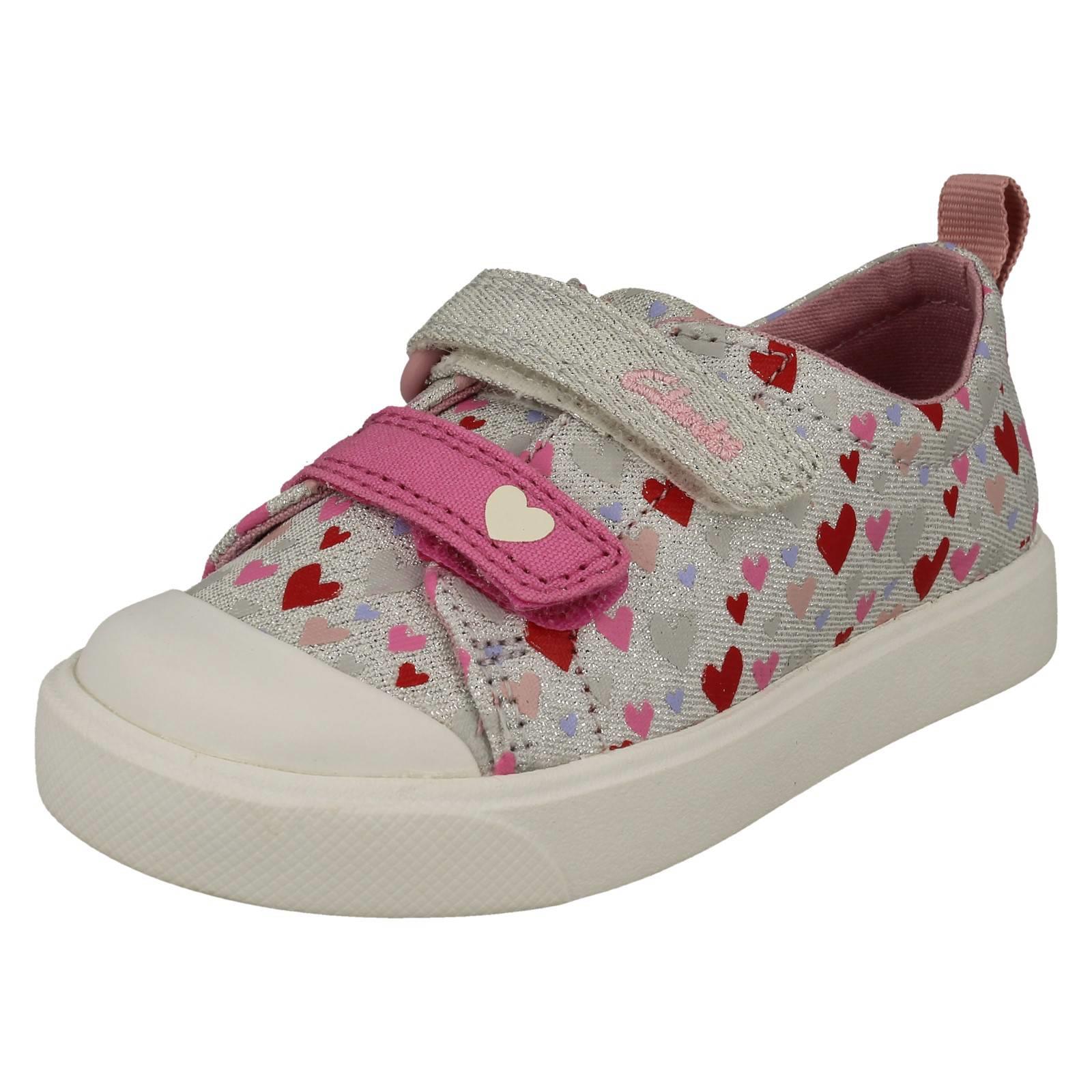 Leichte Canvas-Schuhe mit Clarks-Muster und Details für Kinder *City Bright* - Bild 11 von 64