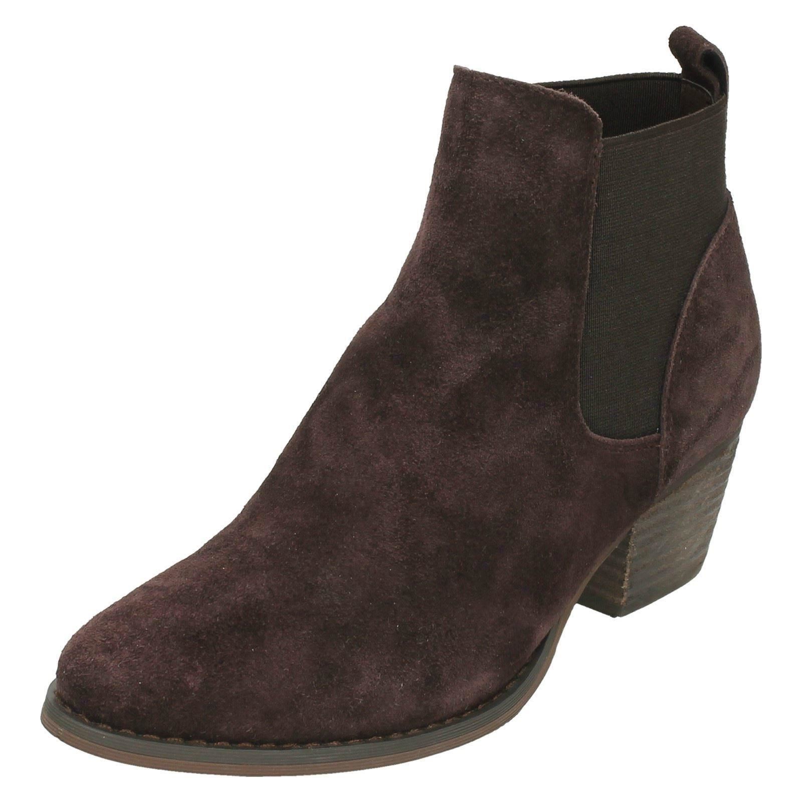 Details about Ladies Down To Earth Slip On Mid Heel Ankle Boots Details about Ladies Down To Earth Slip On Mid Heel Ankle Boots