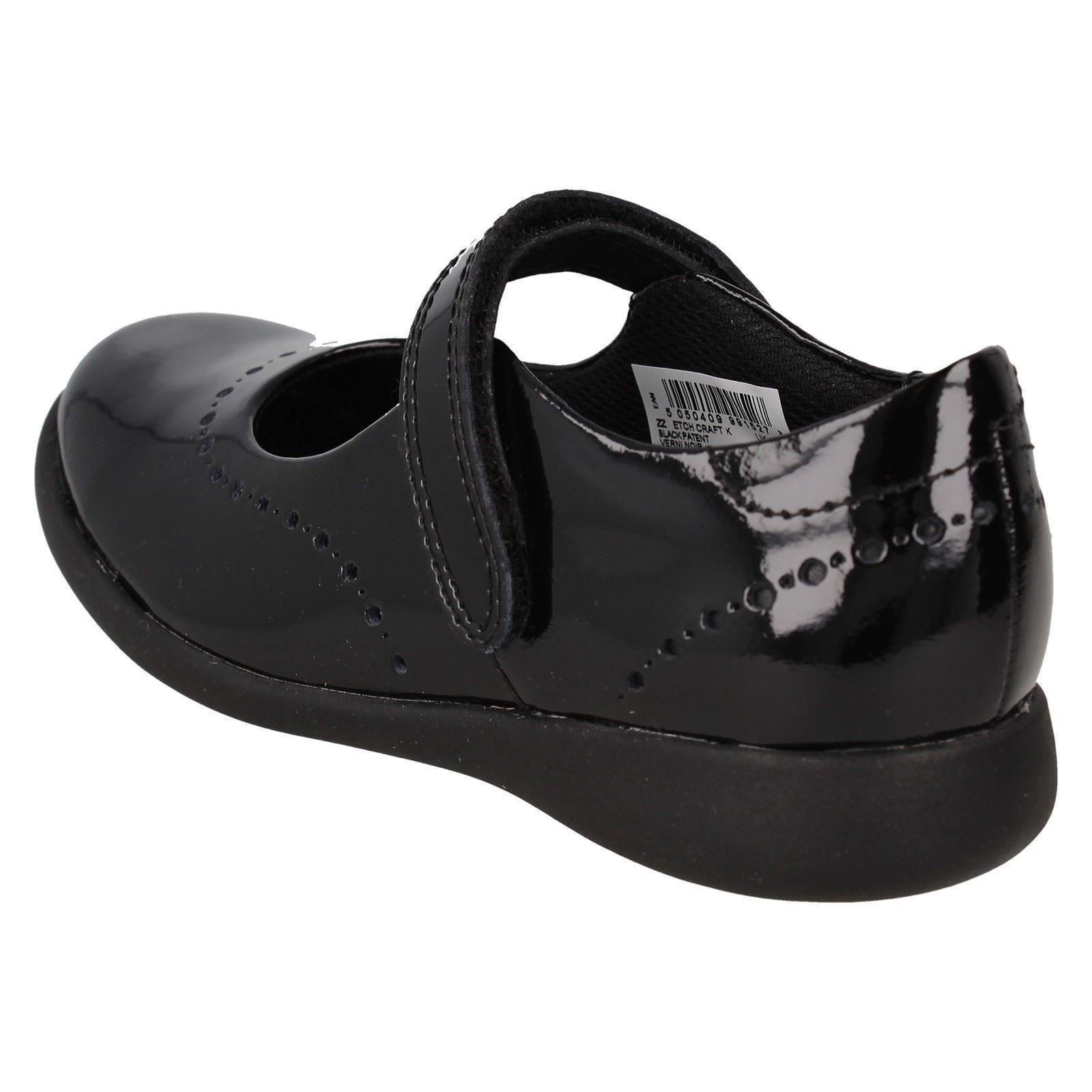 Zapatos formales/escolares Clarks para niñas *Etch Craft* - Imagen 15 de 20