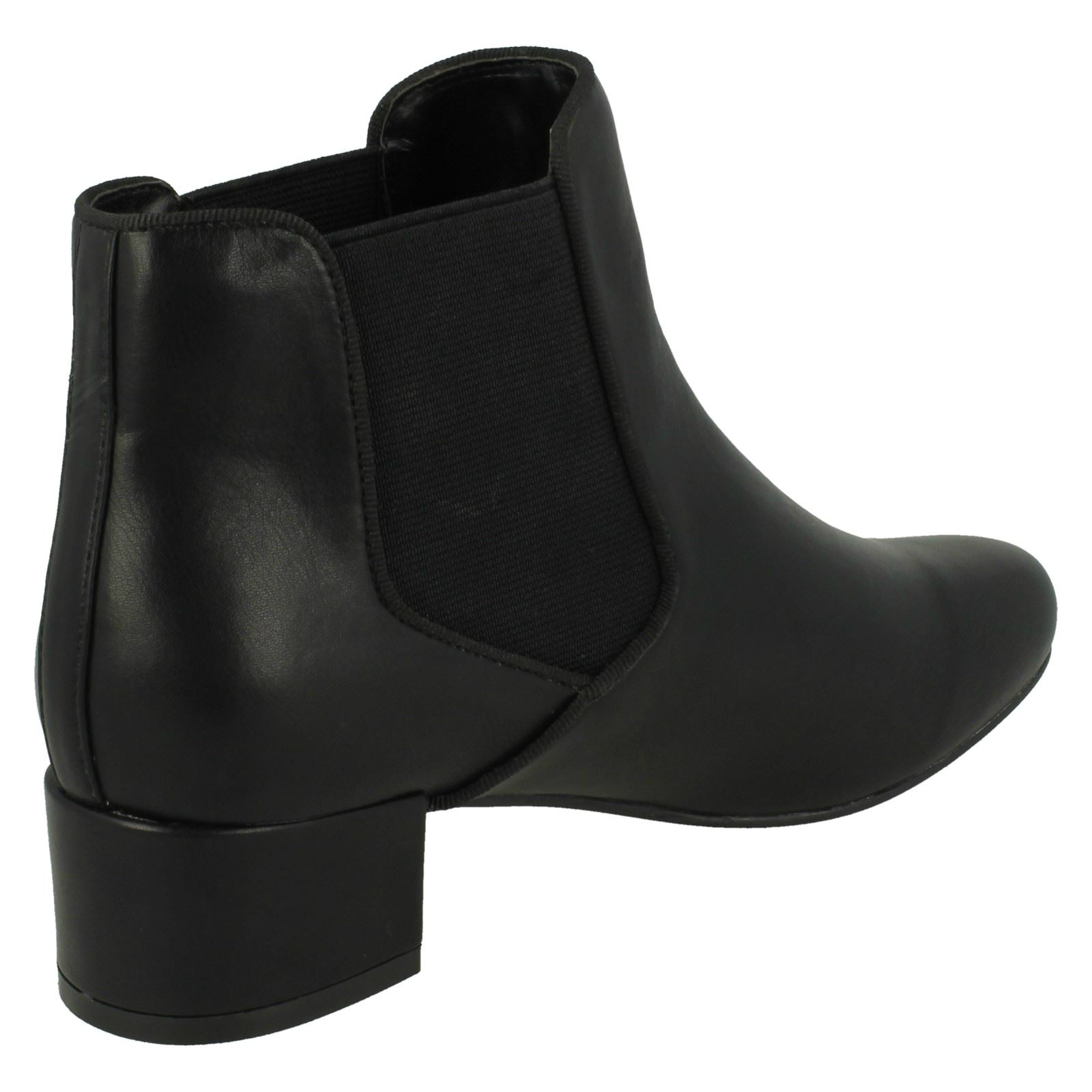 Botines Anne Michelle para dama - Imagen 18 de 46
