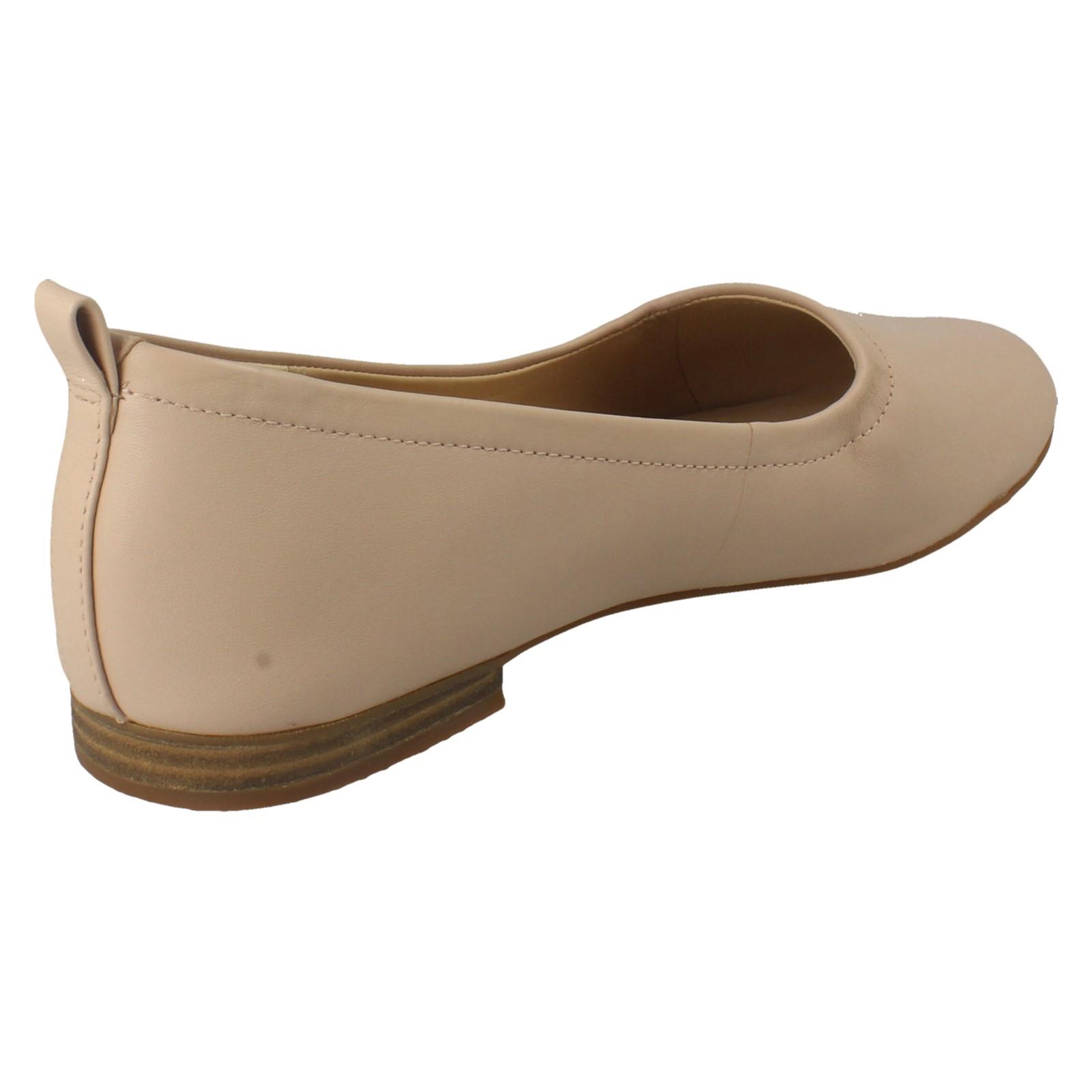 Bailarina sin cordones de cuero Laides Clarks zapatos planos inteligentes Fawna suaves *Fawna suaves* - Imagen 6 de 19