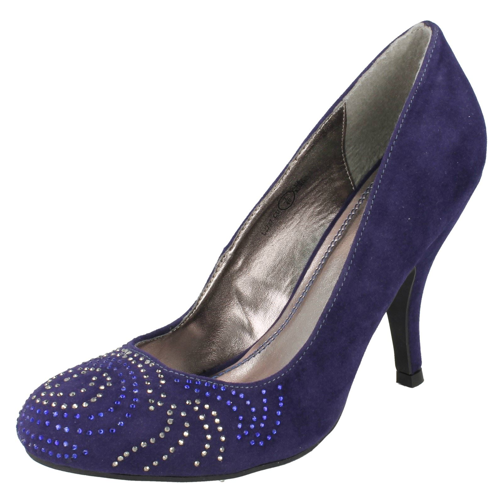 Zapatos de corte para dama Anne Michelle con patrón de diamante - Imagen 28 de 36