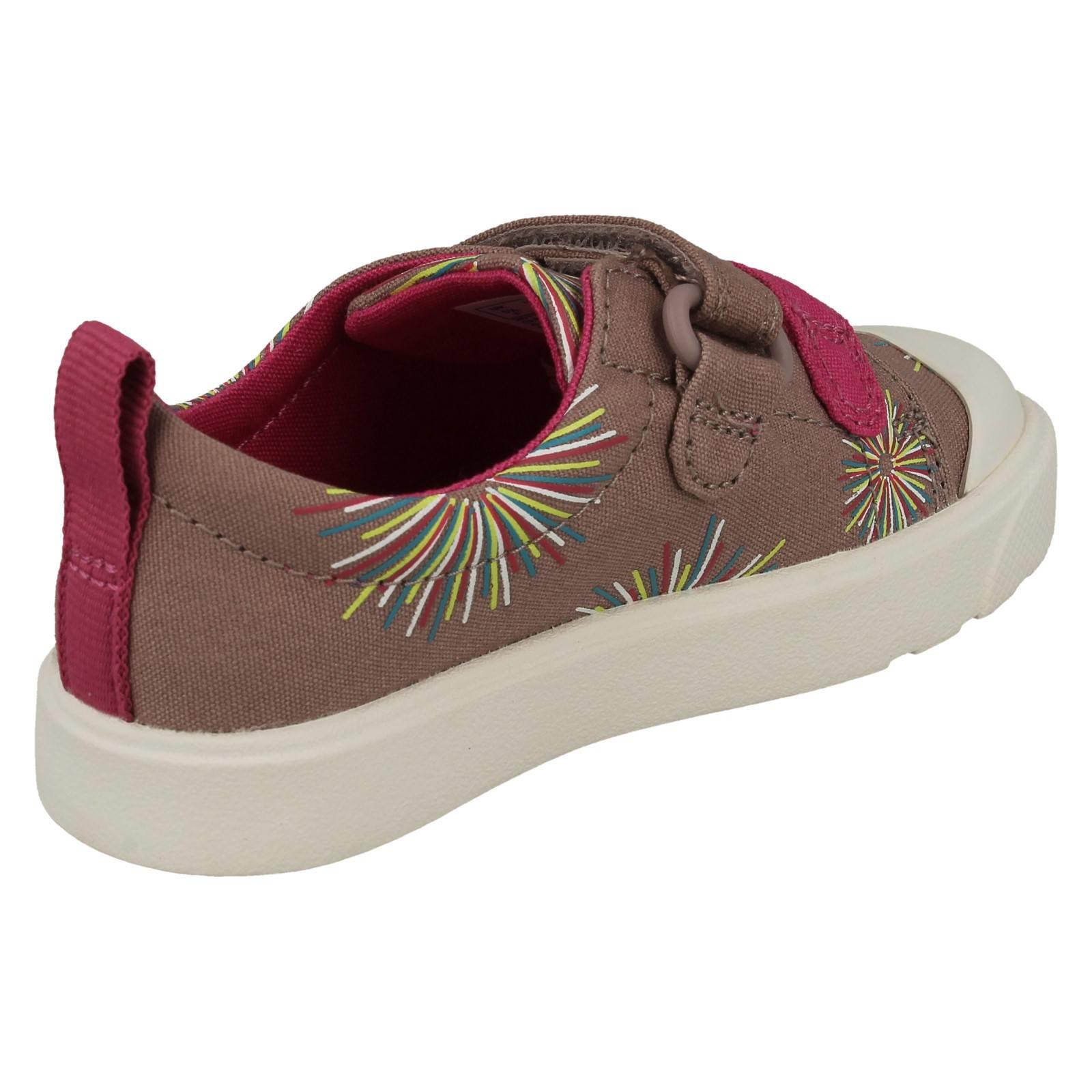 Leichte Canvas-Schuhe mit Clarks-Muster und Details für Kinder *City Bright* - Bild 35 von 64