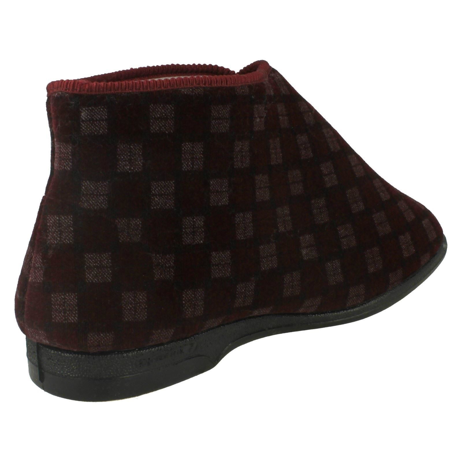 Mens Balmoral Casual Slipper - Picture 6 of 10