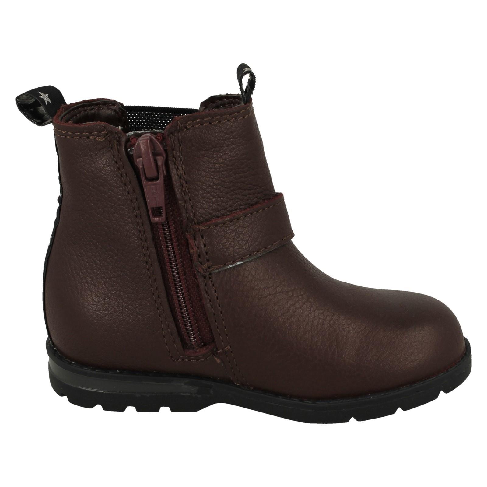 Girls Clarks Stylish Buckle Detailed Heeled Ankle Boots Dabi River T - Picture 7 of 19