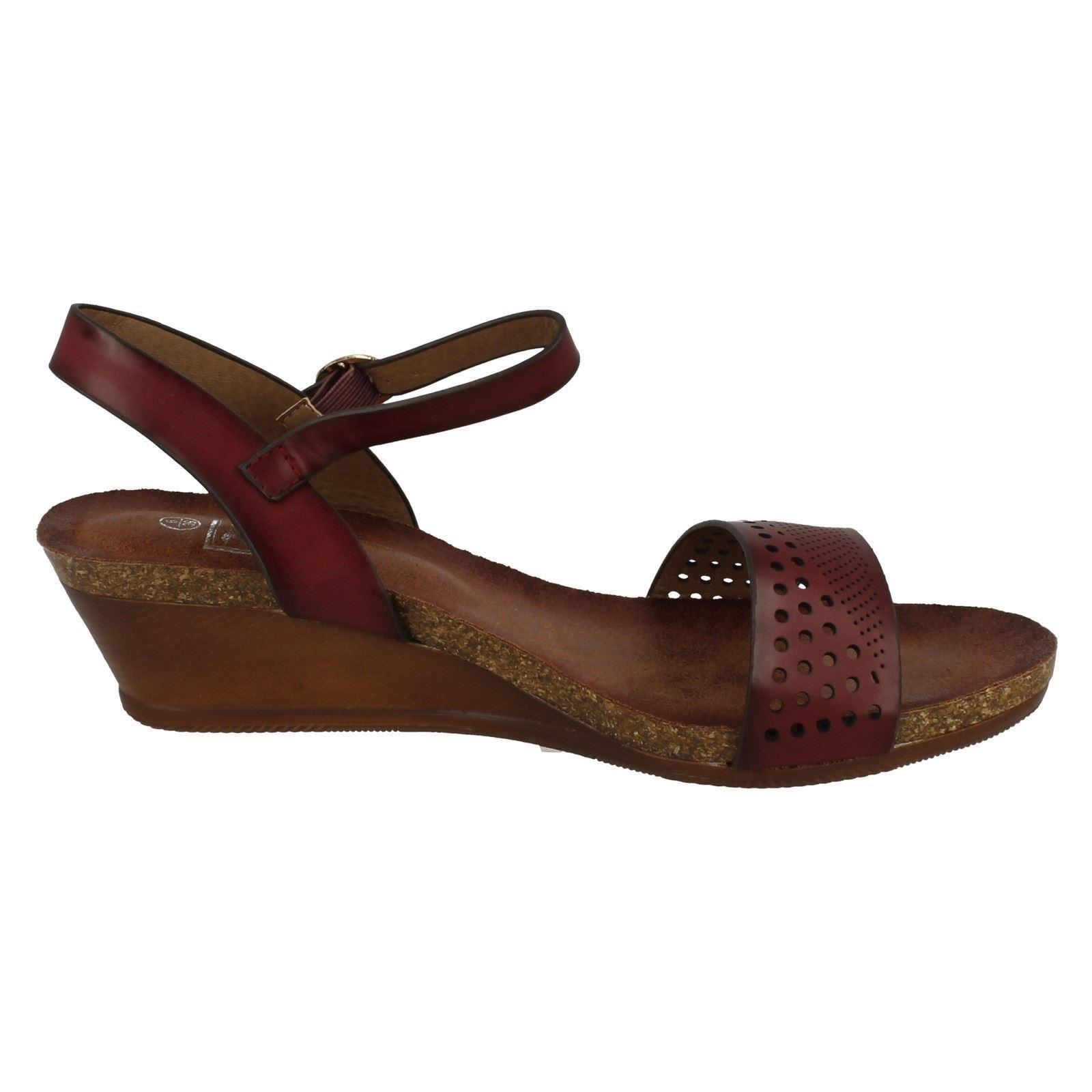 Ladies Down To Earth Buckled Wedged Synthetic Summer Sandals F1R0698 - Picture 7 of 10