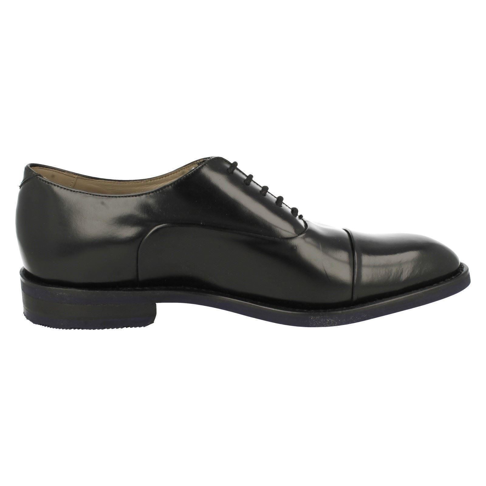 oxford cap shoes mens clarks lace up leather oxford toe cap shoes oxford cap shoes mens clarks lace up leather oxford toe cap shoes