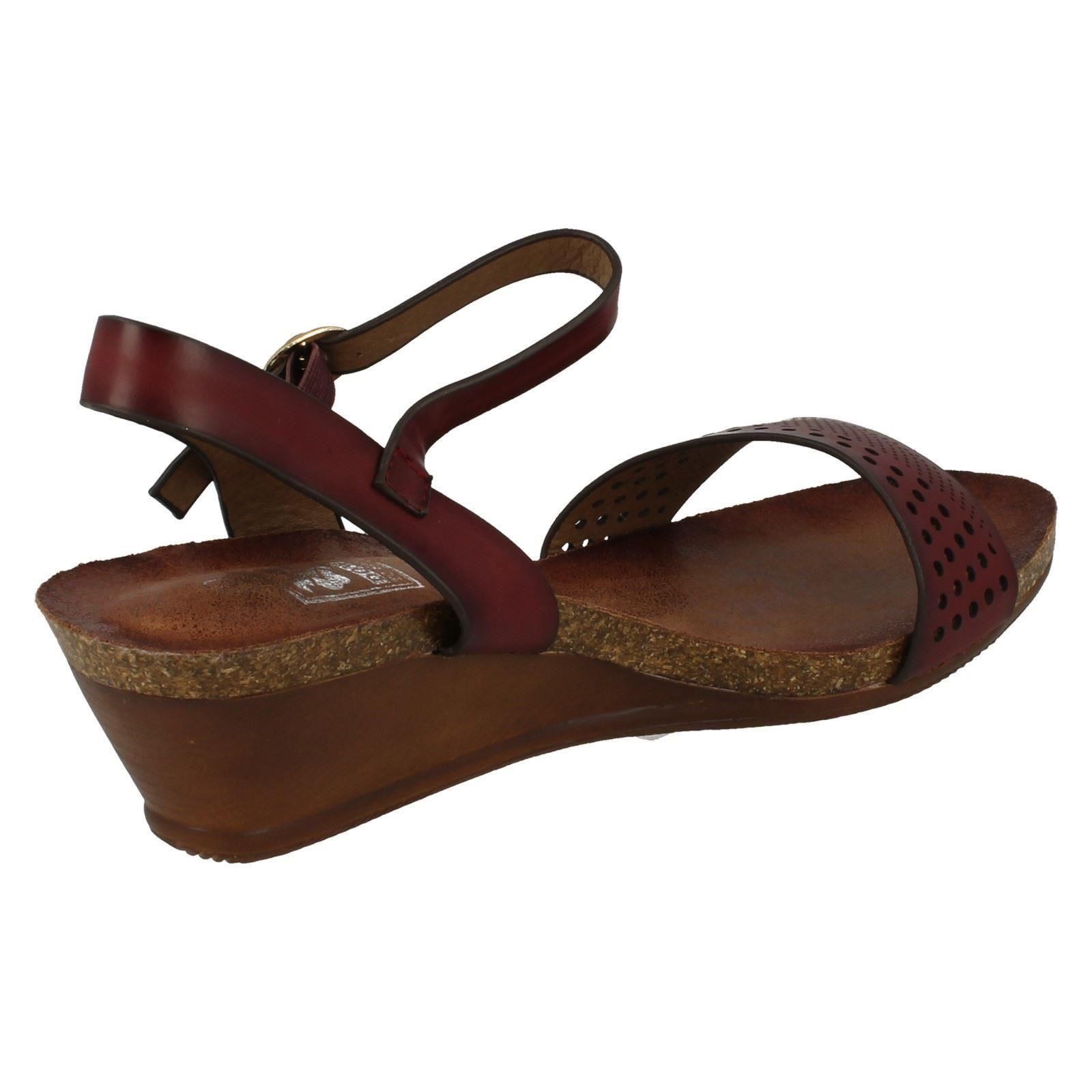 Ladies Down To Earth Buckled Wedged Synthetic Summer Sandals F1R0698 - Picture 6 of 10