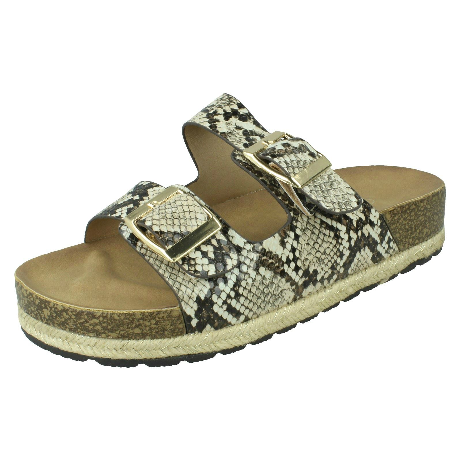 Beige Snake Print (Beige)