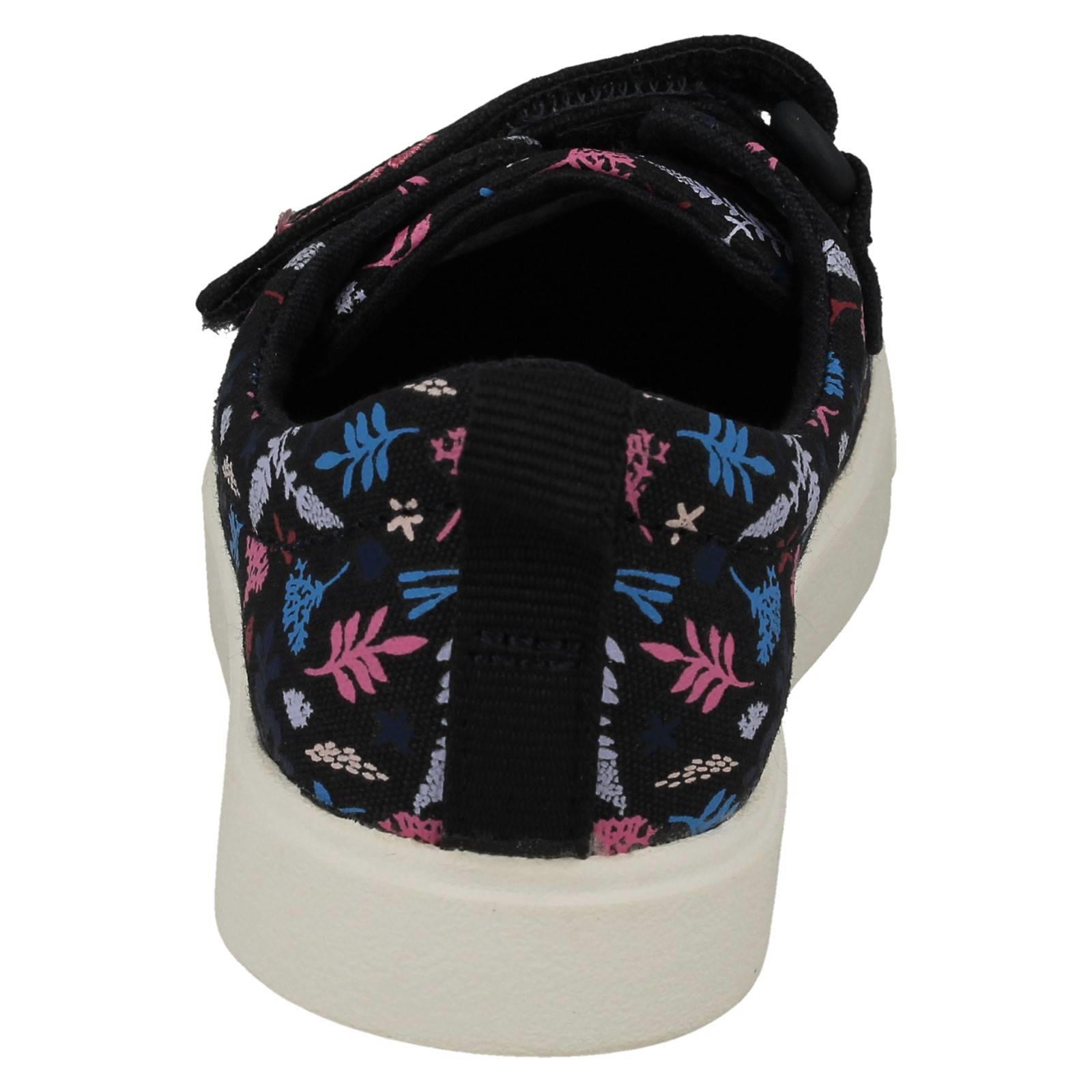 Leichte Canvas-Schuhe mit Clarks-Muster und Details für Kinder *City Bright* - Bild 60 von 64