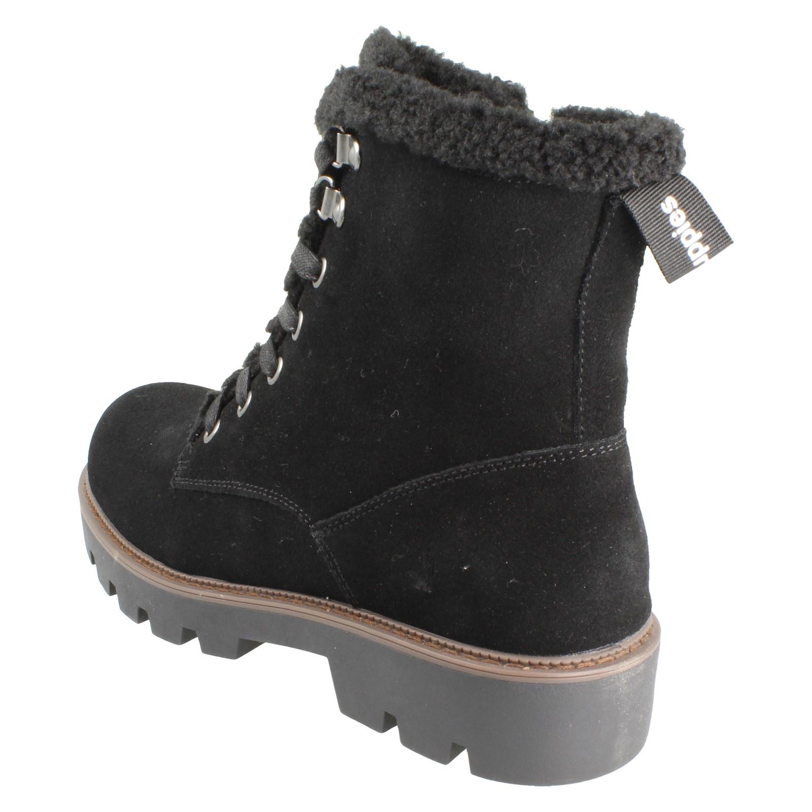 Mujer Hush Puppies Ante Resistente Al Agua Caliente Botines 3CM Tacón Aurelia - Picture 4 of 10