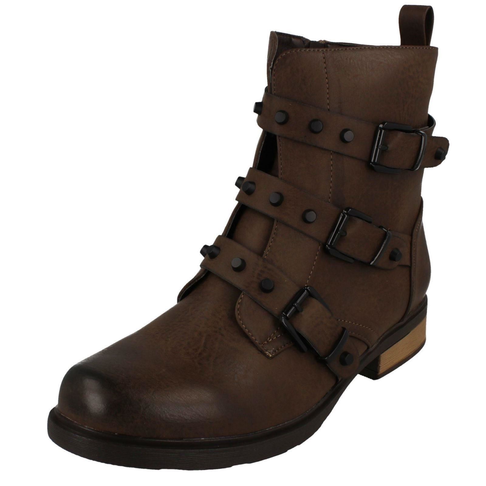 Ladies Spot On Ankle Boots - Picture 11 of 19