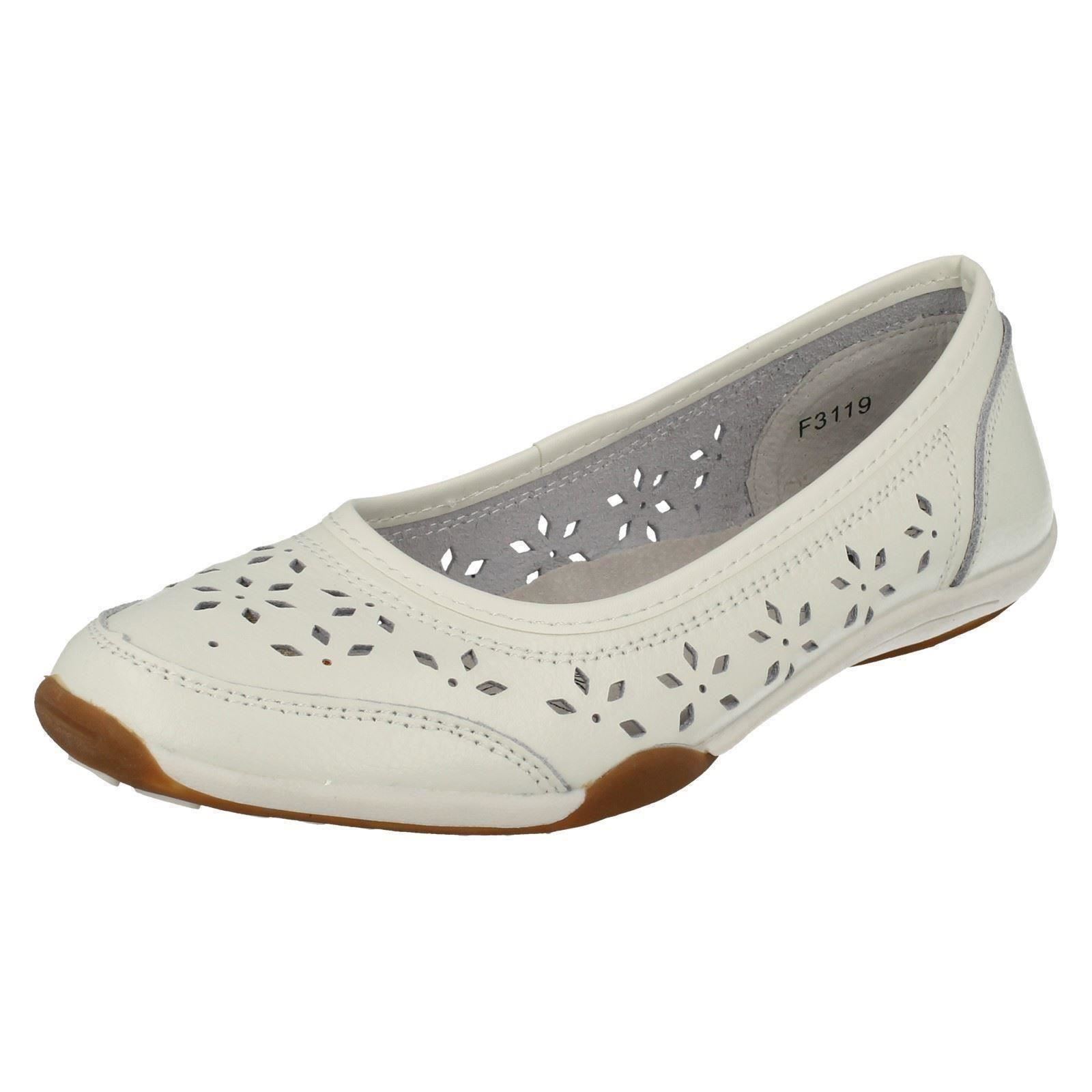Skechers Girl/'s Meditation-Kitty Zen Gray//Pink 86917L//GYPK With Yoga Mat Comfort