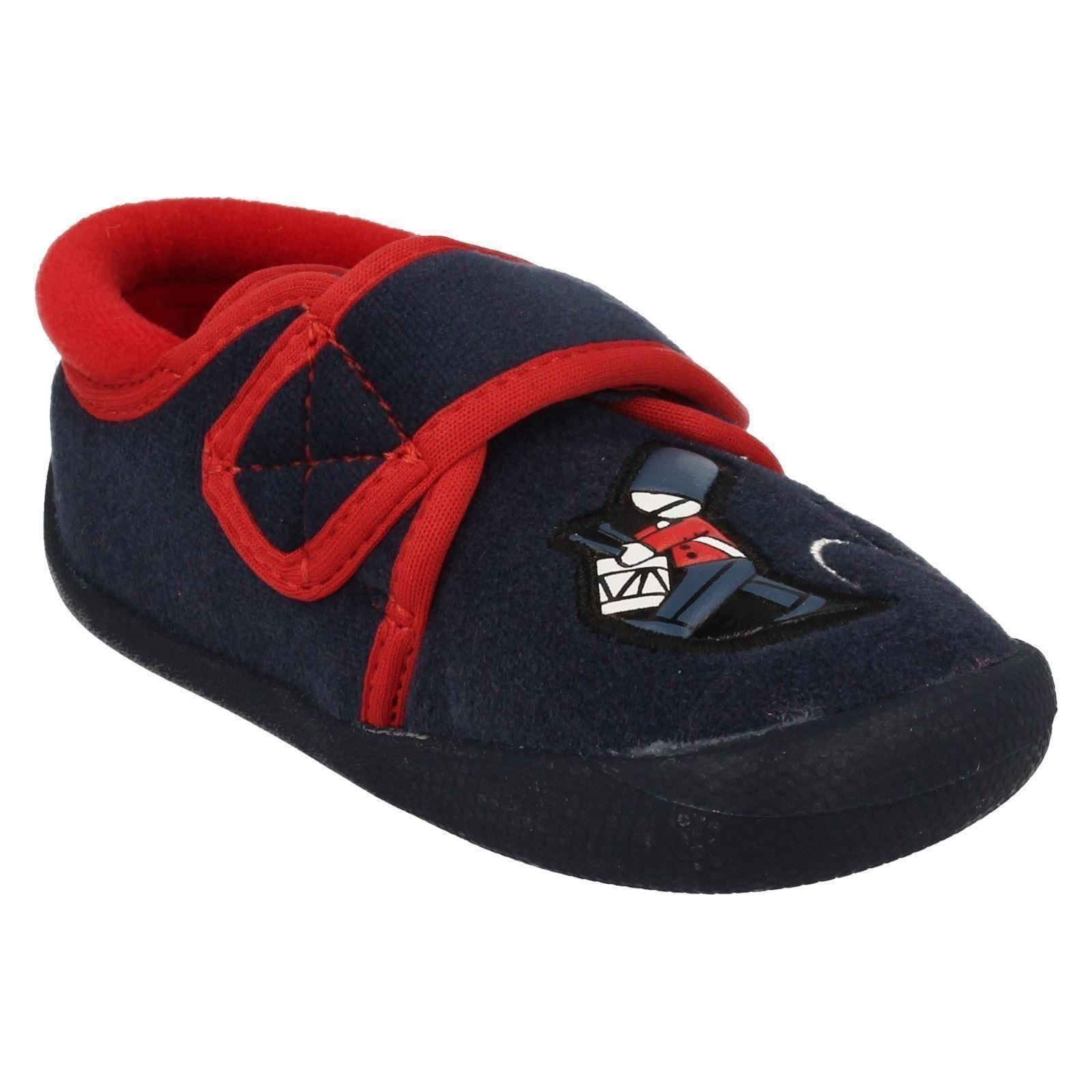 clarks boys slippers