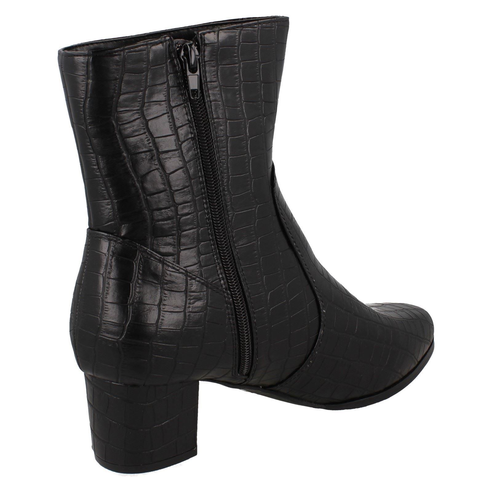Ladies Spot On Wide Fit Ankle Boots F5R1086 - Picture 19 of 19
