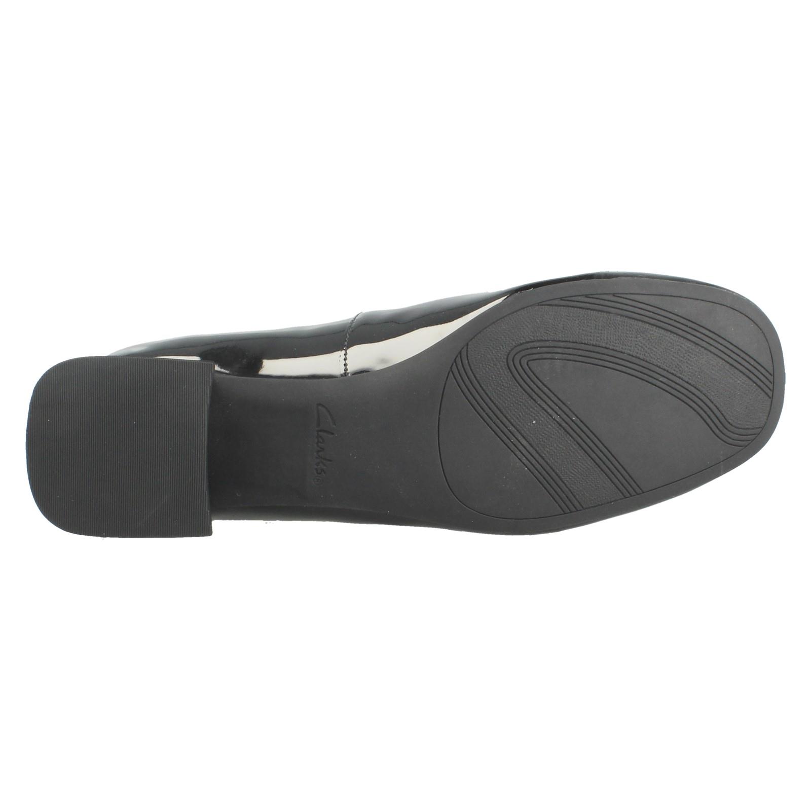 Ladies Clarks Mary Jane Buckle Fastening Smart Shoes Daiss 30 Shine - Picture 10 of 37