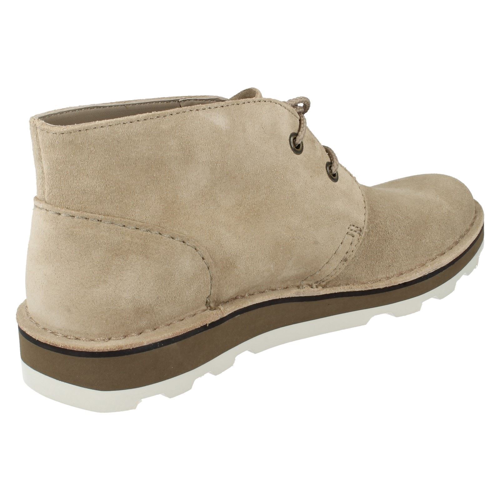 botas clarks hombre