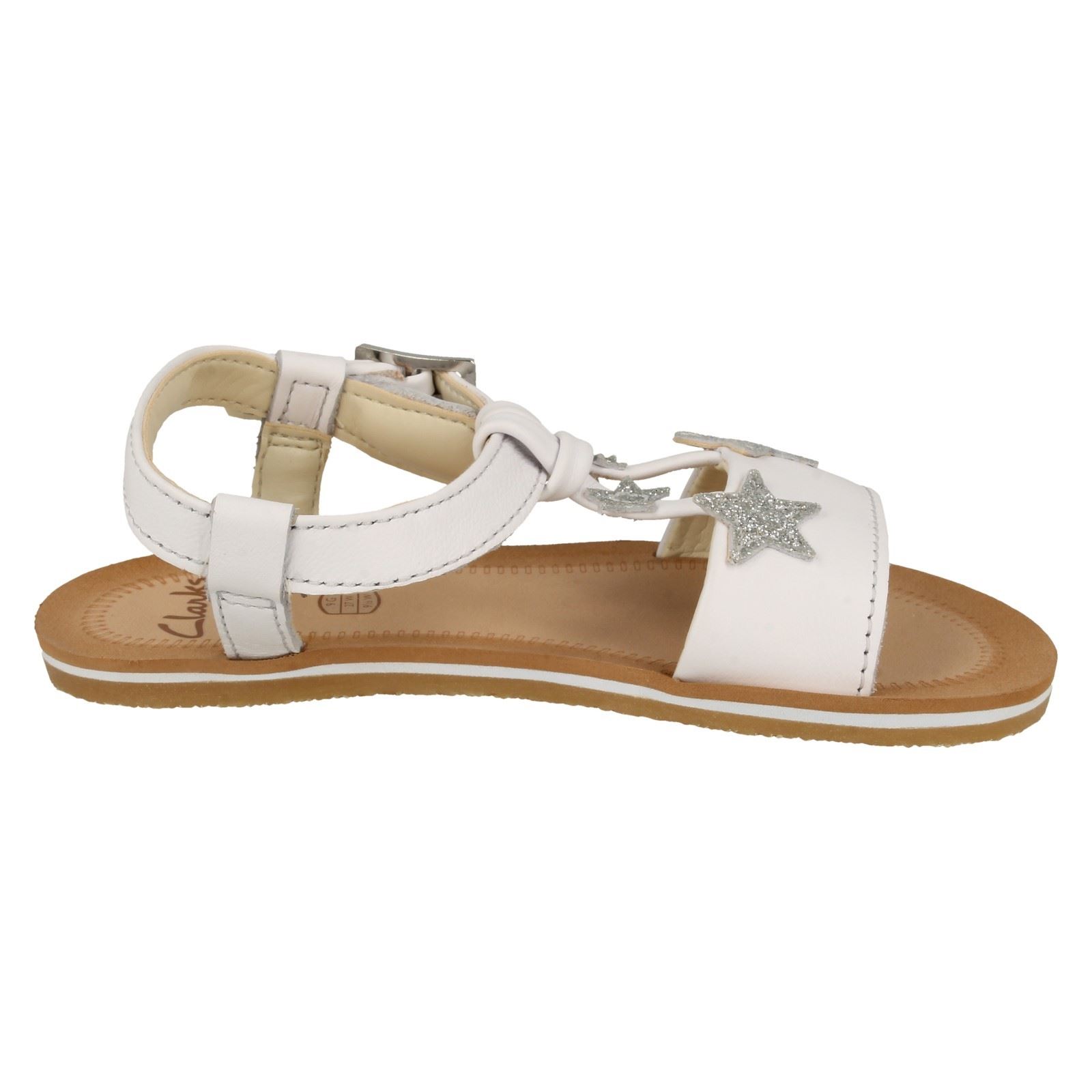 Mädchen Clarks Stylisch Star Detailliert Riemchensandalen Finch Sommer T - Picture 16 of 19