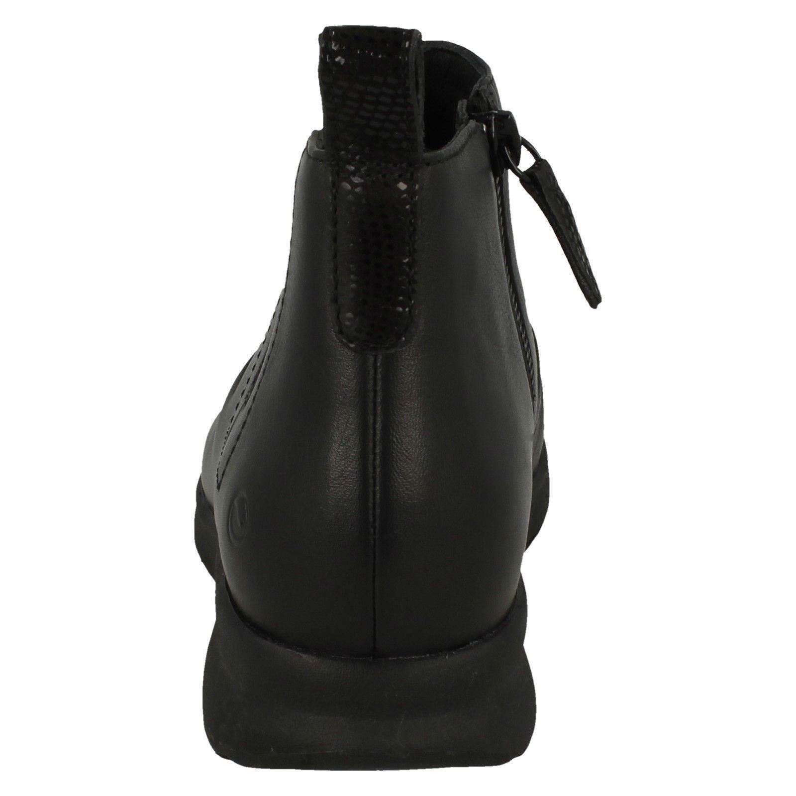 Ladies Clarks Casual Removable Insoles Zip Up Leather