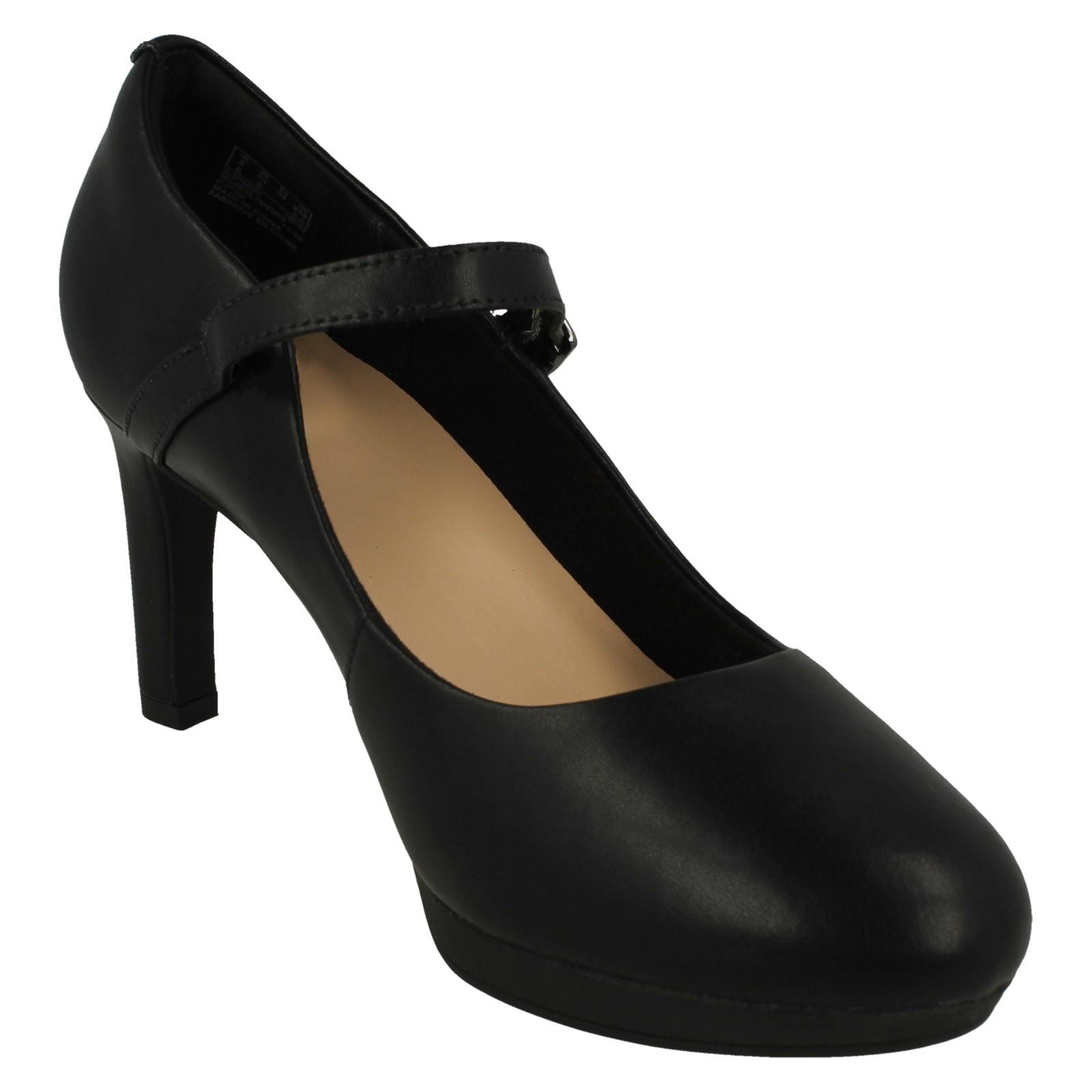 Damas Clarks Elegantes Tacones de Plataforma Mary Jane Estilo Corte Zapatos Ambyr Brillo - Imagen 8 de 10