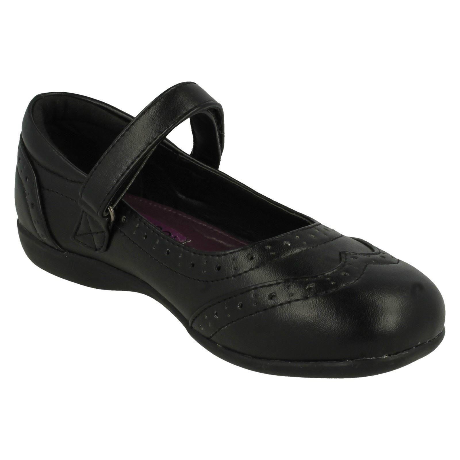 trendy girls school shoes