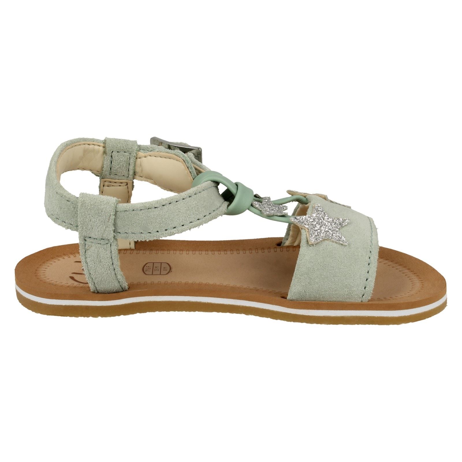 Mädchen Clarks Stylisch Star Detailliert Riemchensandalen Finch Sommer T - Picture 7 of 19