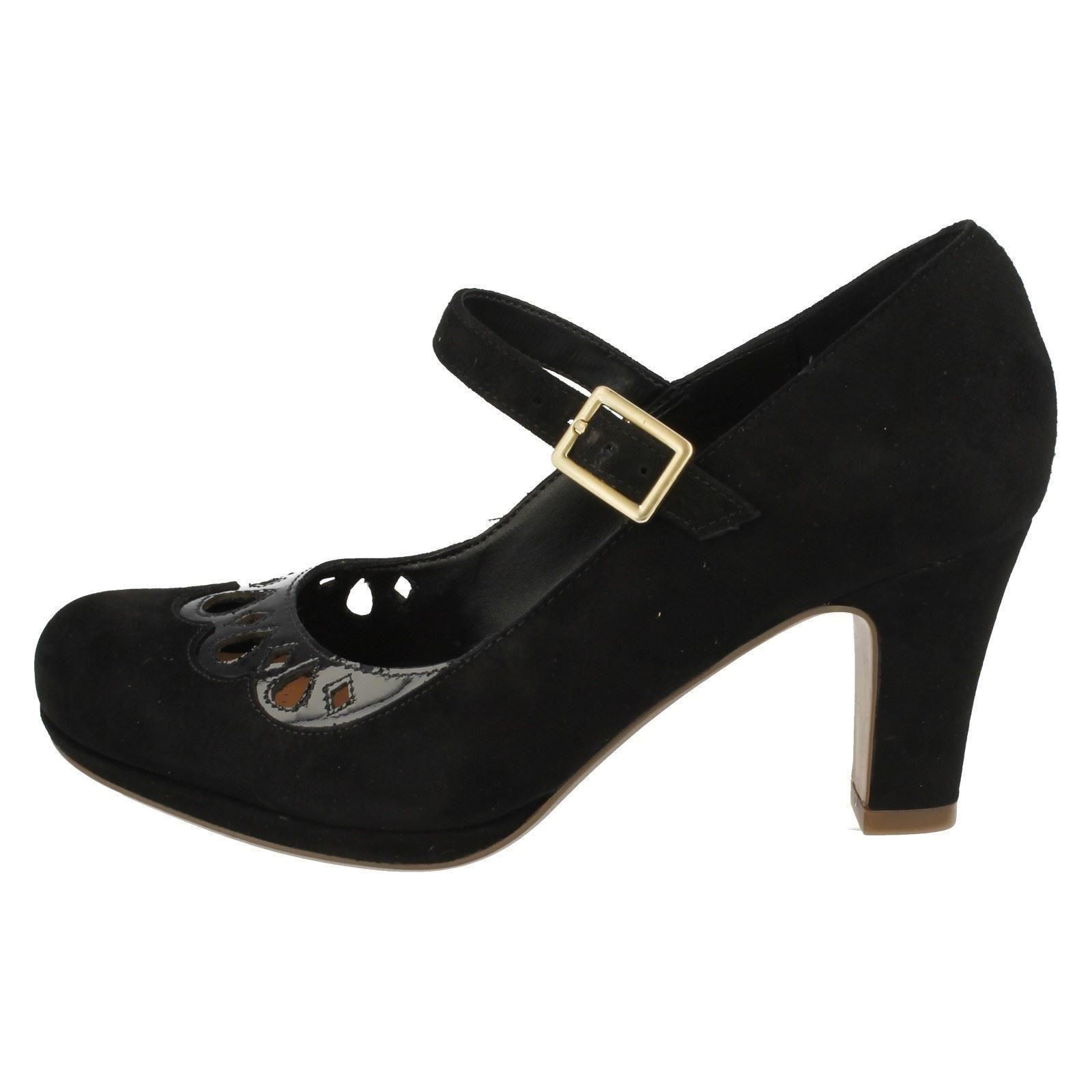 Damas Clarks Zapatos Zapatos Clarks inteligentes música de coro de a9ad4d Damas Clarks Zapatos Zapatos Clarks inteligentes música de coro de a9ad4d