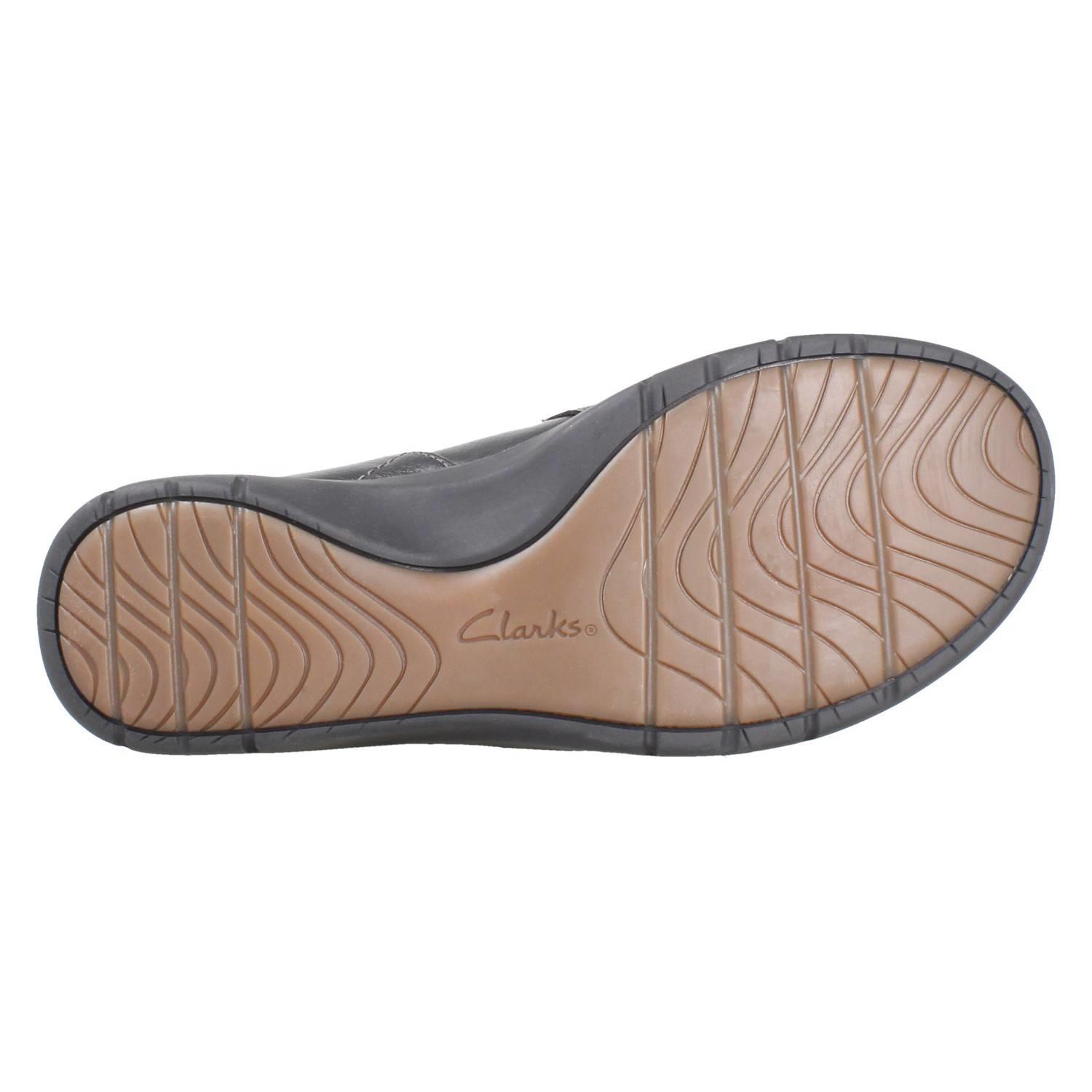 Zapatos con plantilla extraíble sin cordones de cuero de ajuste ancho Clarks para dama: Certina Ease - Imagen 10 de 10