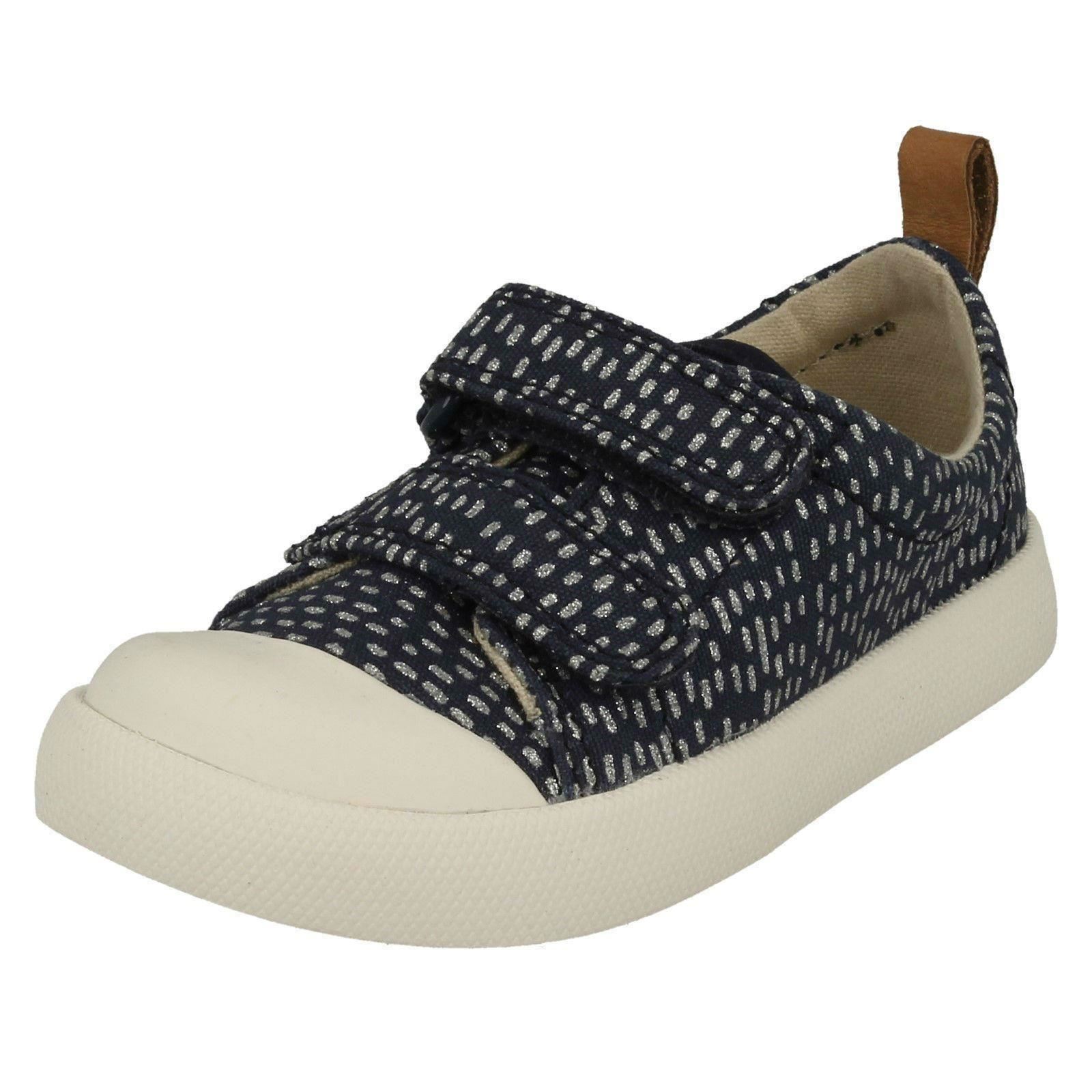 /'Halcy Hati/' Infant Girls Clarks Machine Washable Summer Doodles