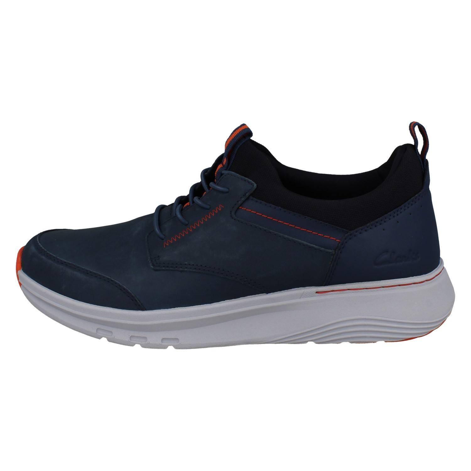 Men's Clarks Motion Tread Slip On Casual Waxy Leather Shoes Motion Trek EZ - Picture 12 of 19