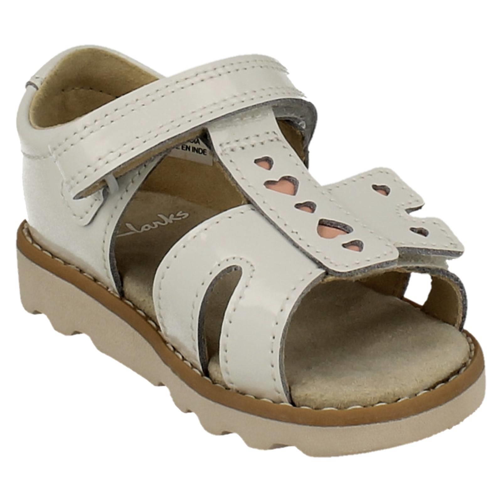 Sandalia Clarks Heart Detail para niñas Crown Beat T - Imagen 10 de 10