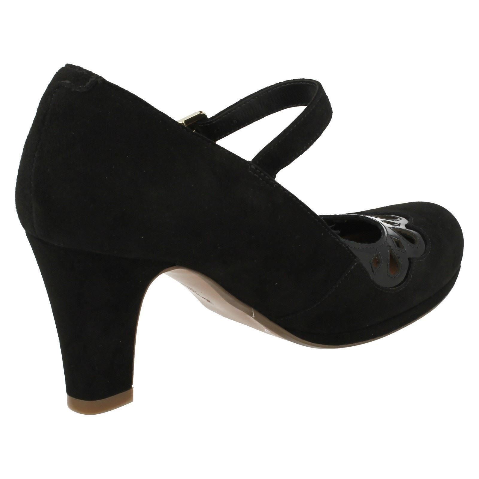 Damas Clarks Zapatos Zapatos Clarks inteligentes música de coro de a9ad4d Damas Clarks Zapatos Zapatos Clarks inteligentes música de coro de a9ad4d