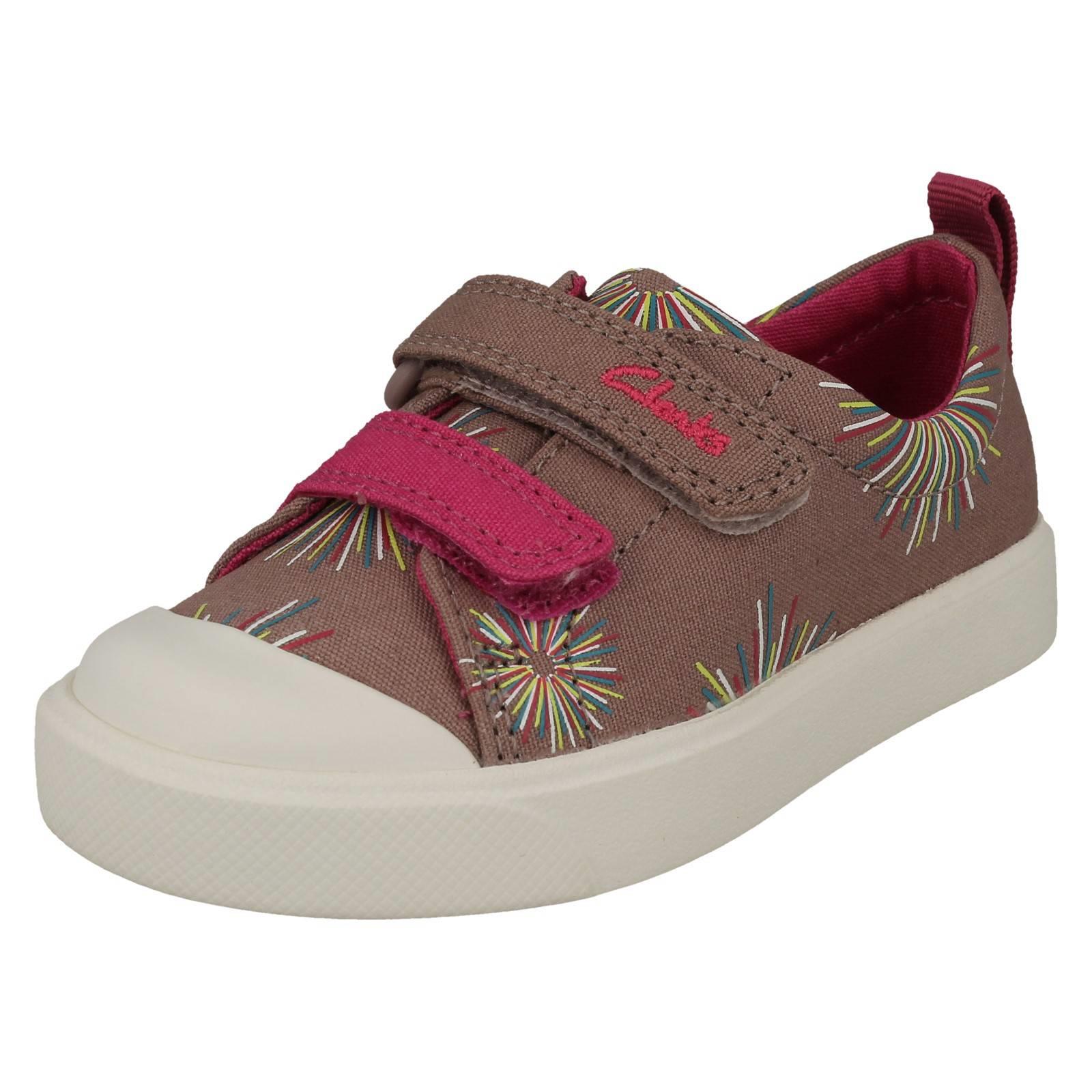 Leichte Canvas-Schuhe mit Clarks-Muster und Details für Kinder *City Bright* - Bild 29 von 64