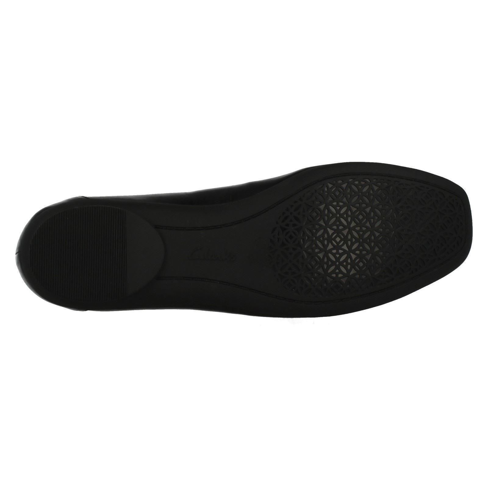 Ladies Clarks Ballerina Style Style Style Pumps 'Candra Light' c42bdc Ladies Clarks Ballerina Style Style Style Pumps 'Candra Light' c42bdc
